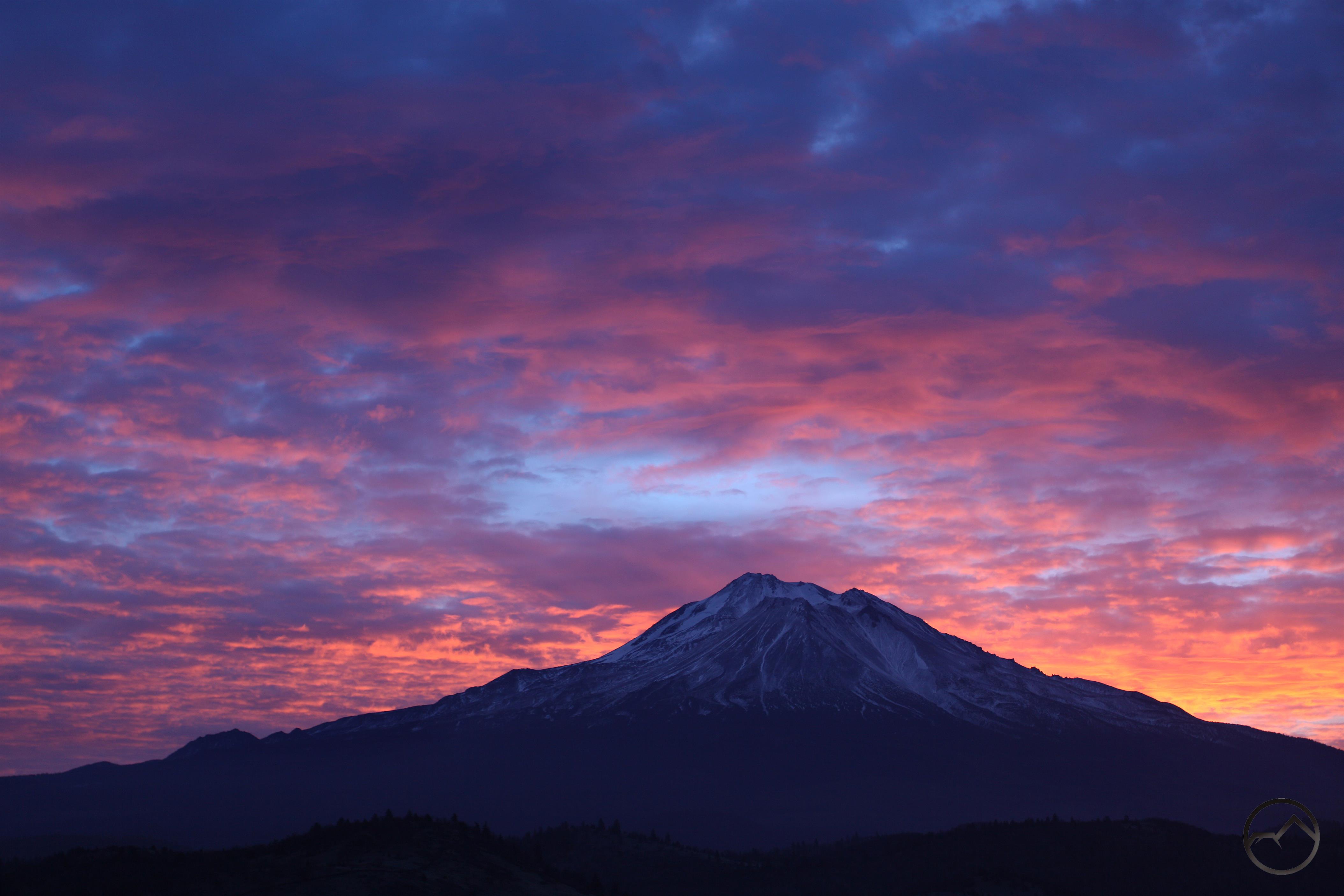 4218x2812 Mount Shasta 2014: A Year In Image