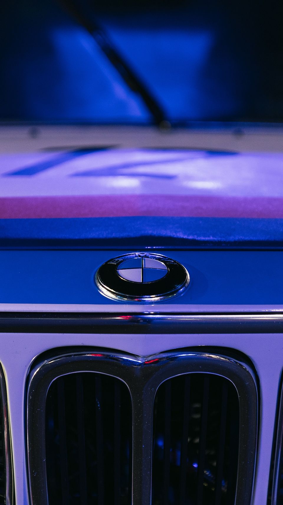 960x1710 Exclusive: BMW wallpaper
