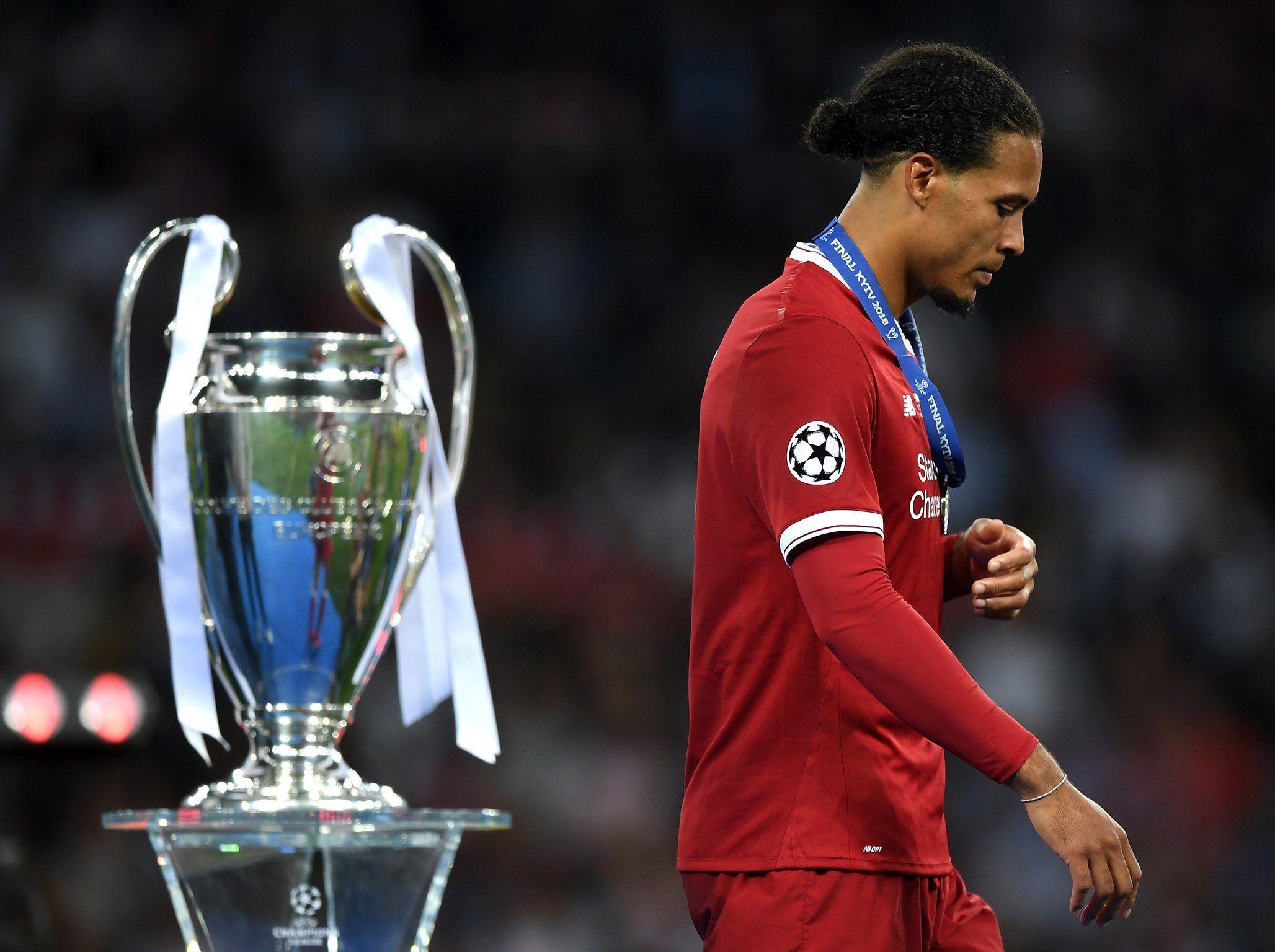 2056x1536 Virgil Van Dijk Free Wallpaper