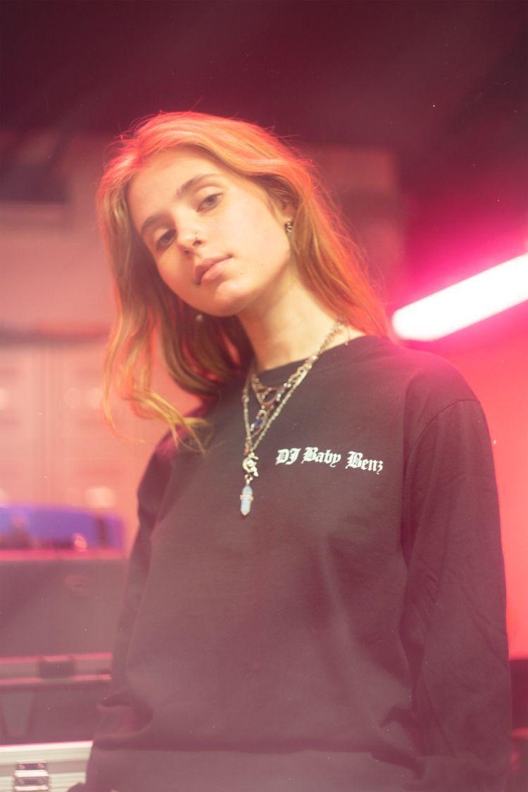 Clairo Wallpapers - Top Free Clairo Backgrounds - WallpaperAccess