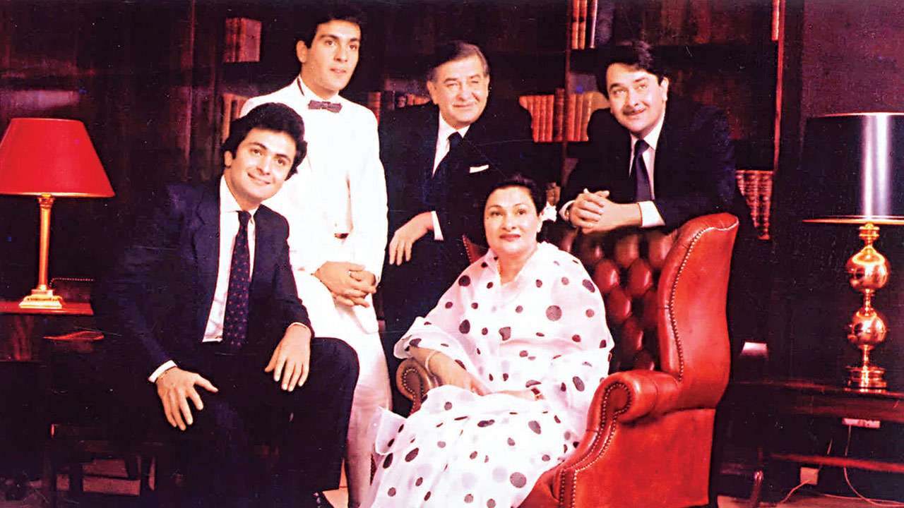 1280x720 RIP Krishna Raj Kapoor lady in white: A tribute to