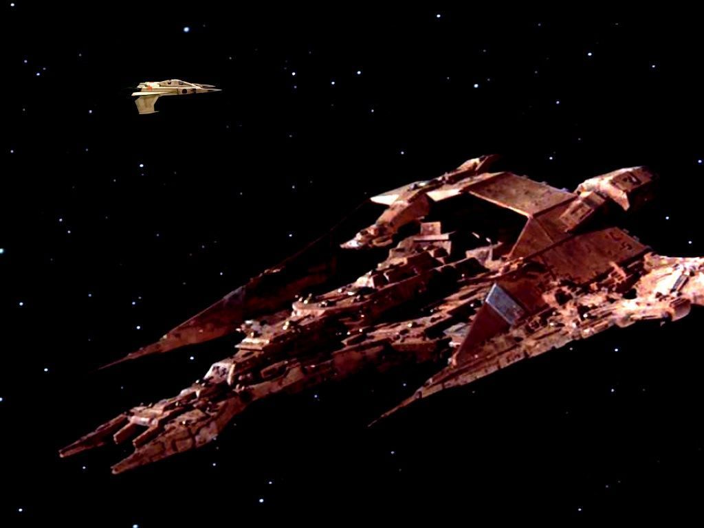 1024x768 Royal Draconian ship wallpaper