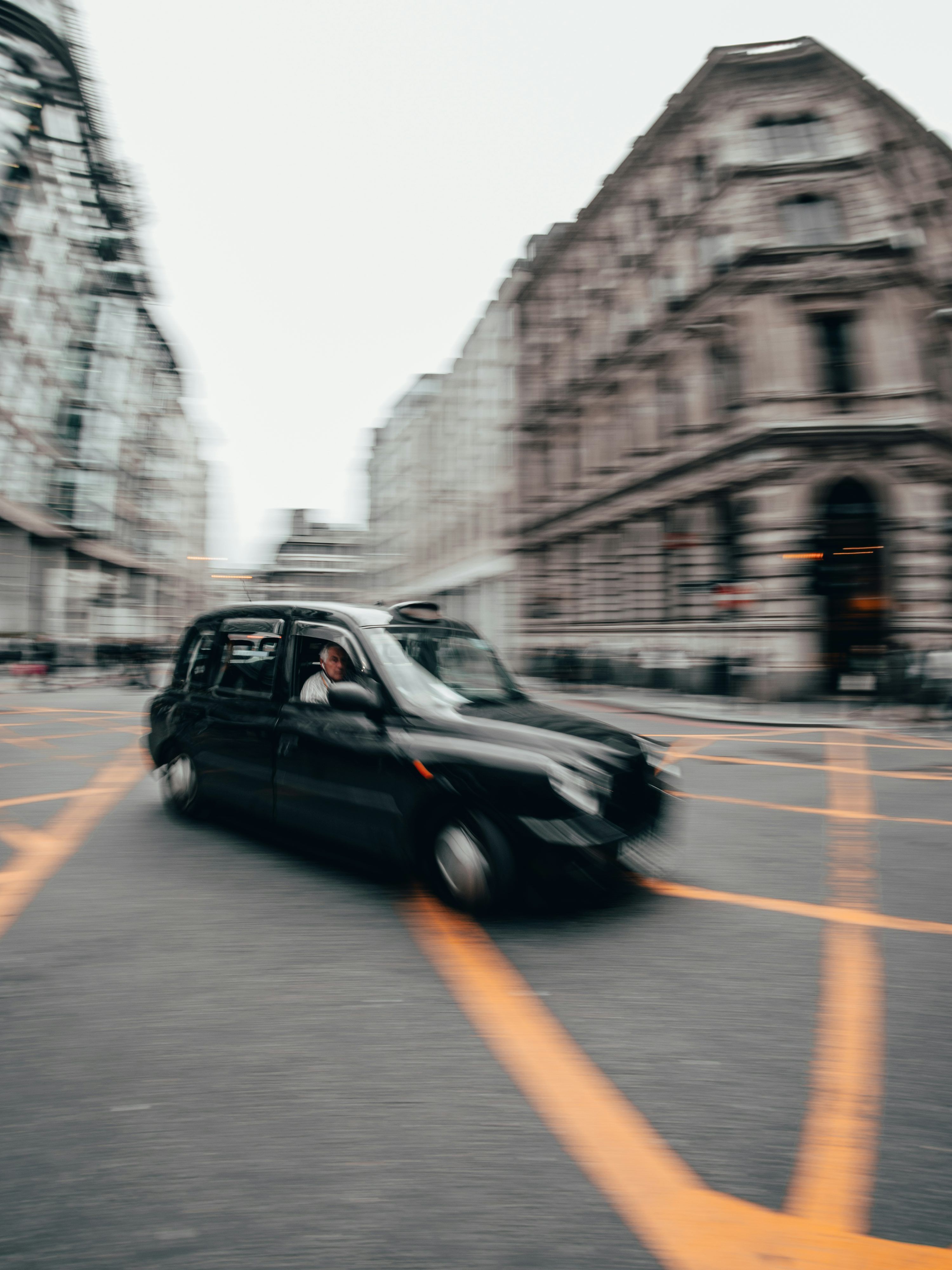 3000x4000 London Taxi Picture. Download Free