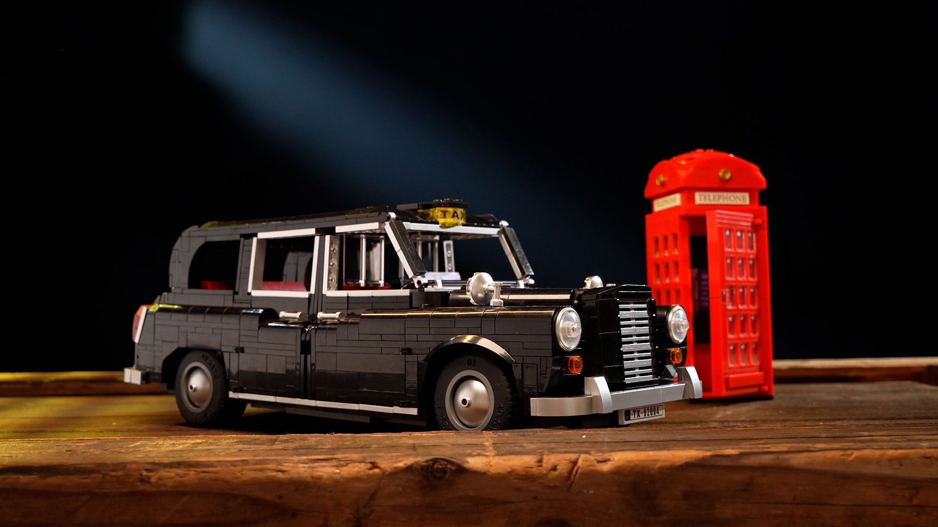1920x1080 London Taxi model. CaDA Master C62004W
