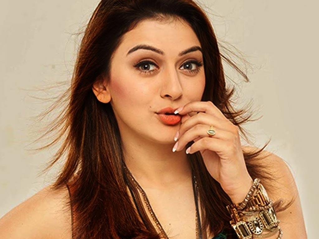 1024x768 Hansika Motwani