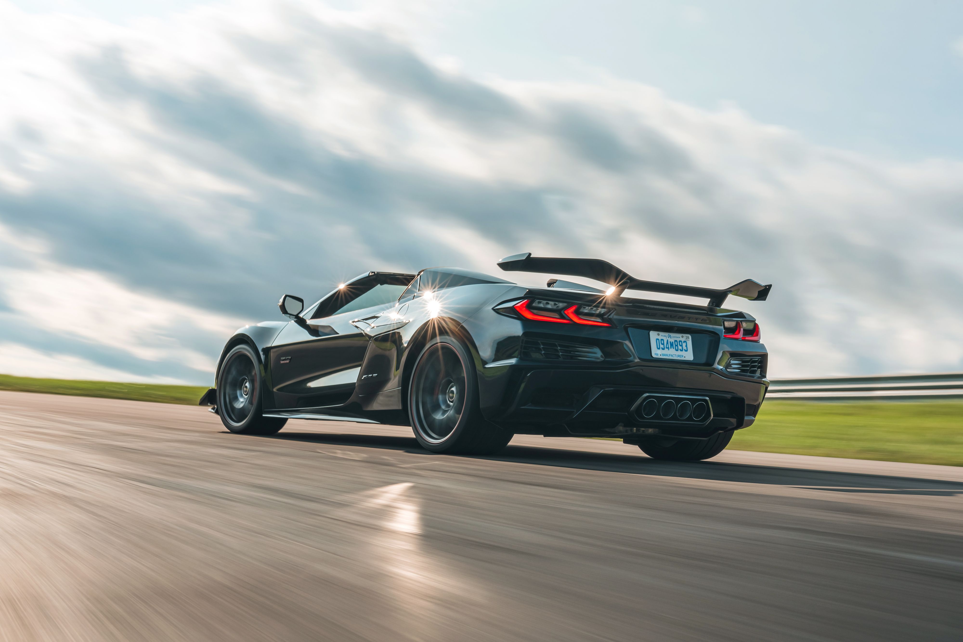 4000x2667 Photos of the 2023 Chevrolet Corvette Z06