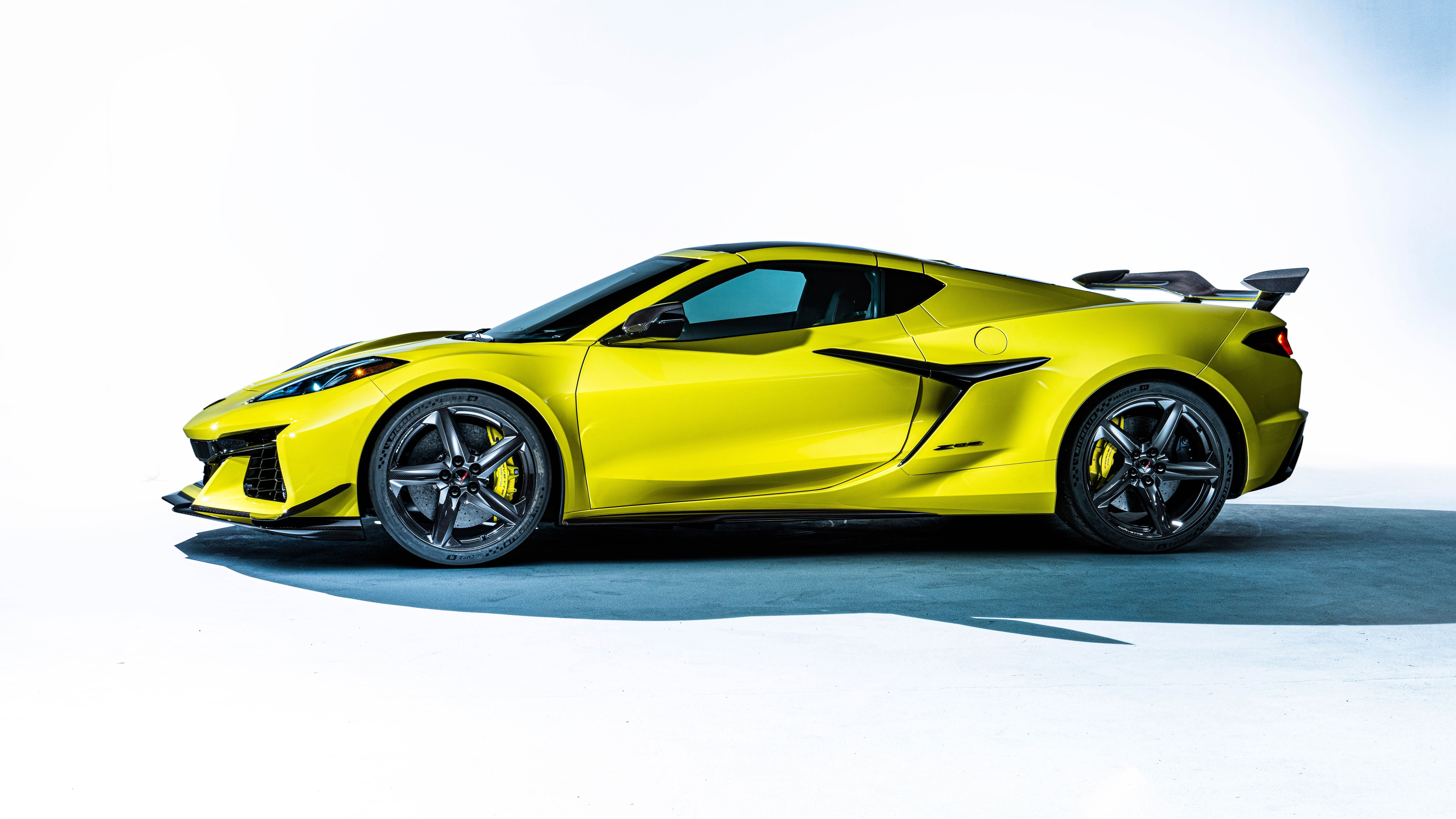 7680x4320 Chevrolet Corvette Z06 Z07