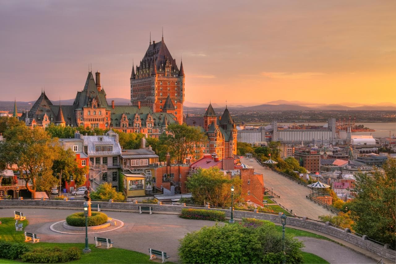 1280x853 Beautiful Castle Travel Wallpaper