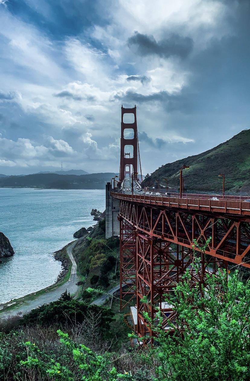 828x1262 Picture I've taken in San Francisco of the Golden Gate Bridge. Looks great on an iPhone wallpaper!