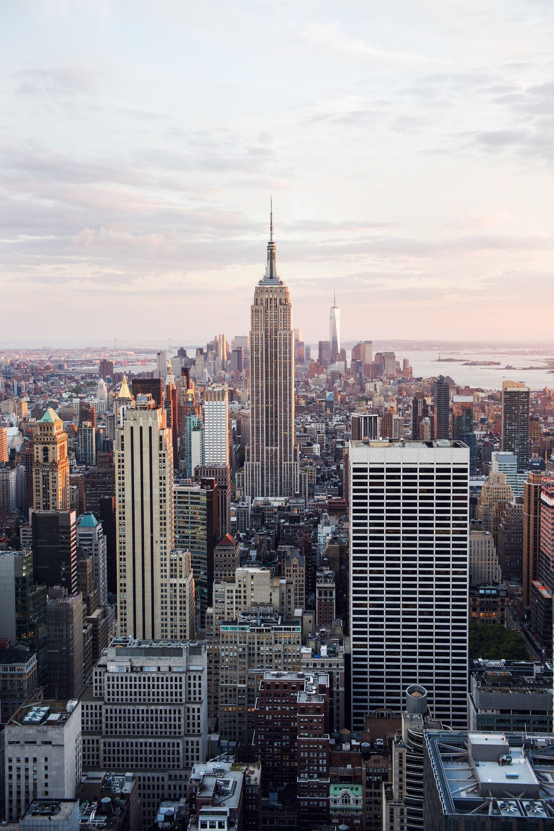 1900x2847 U.S. Tourism: New York is another city on the tour. Having users be able to see the size of these cities should cre. Places to visit, Travel inspiration, New york