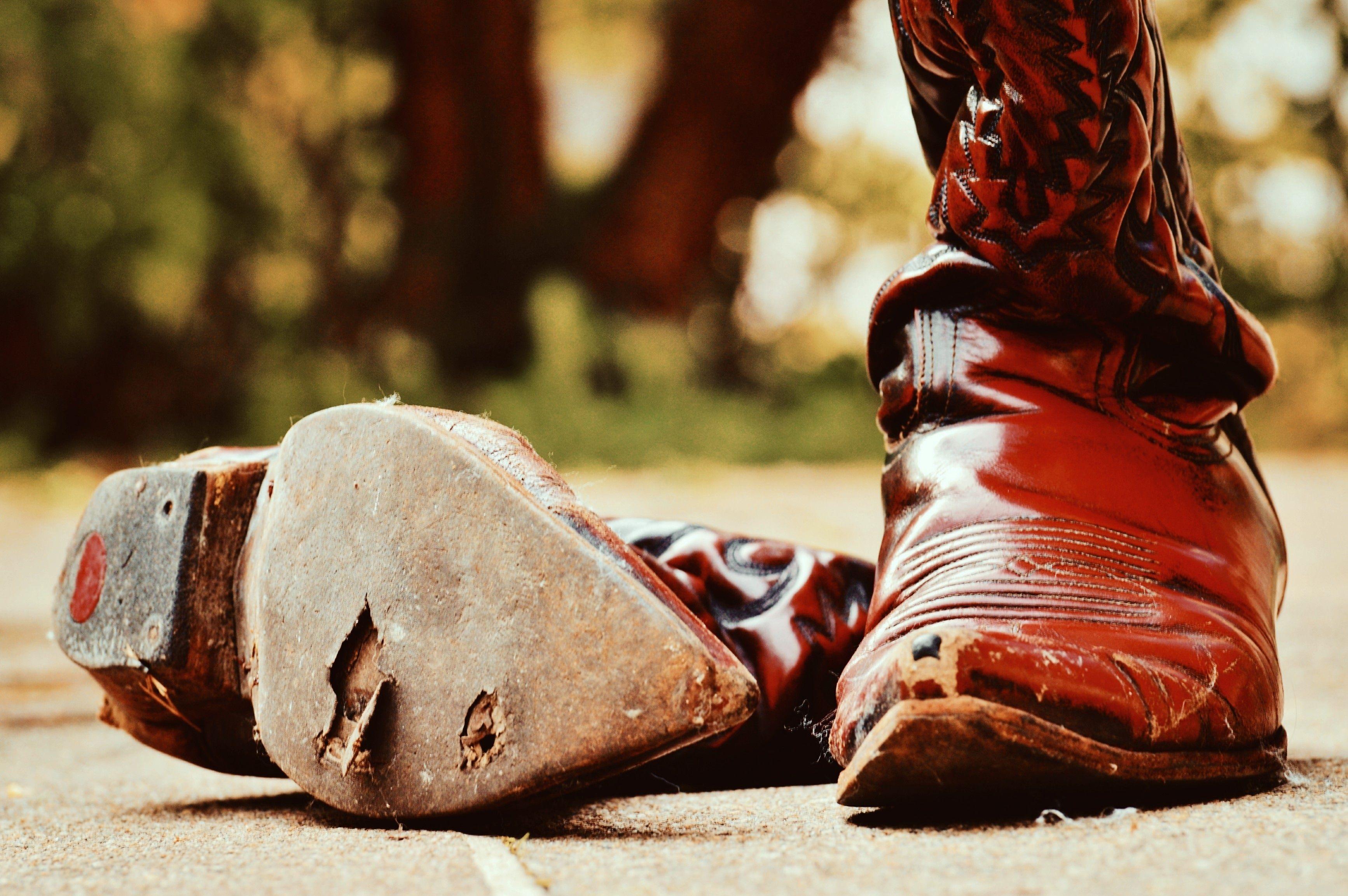 3468x2306 cowboy boots and sneakers free image