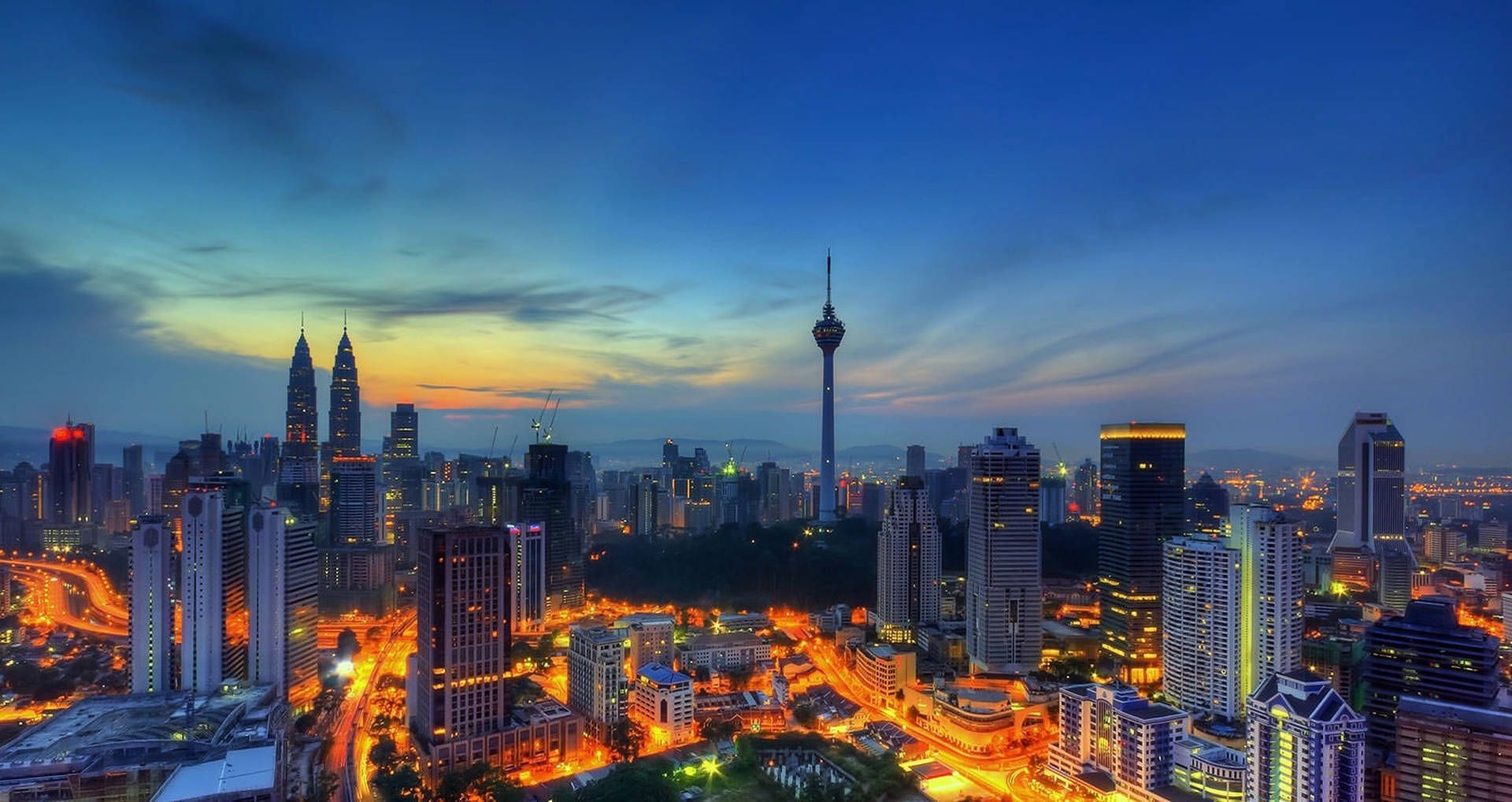 1920x1018 Kuala Lumpur City Center Wallpaper