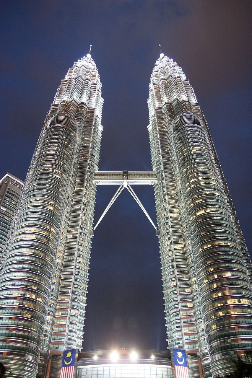 853x1280 Petronas Towers Kuala Lumpur Kl
