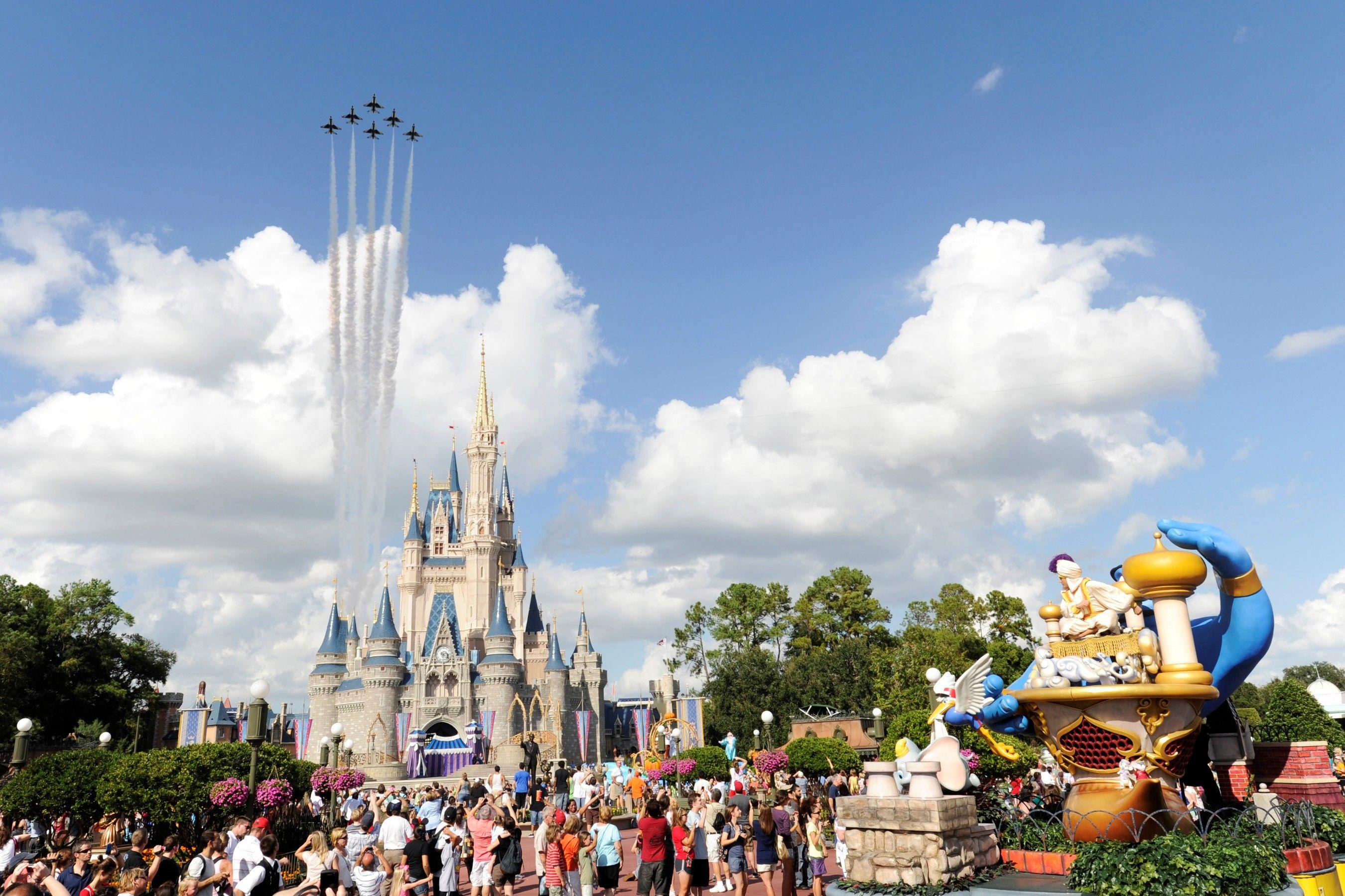 2700x1800 Walt Disney World Theme Park in Florida US HD Wallpaper