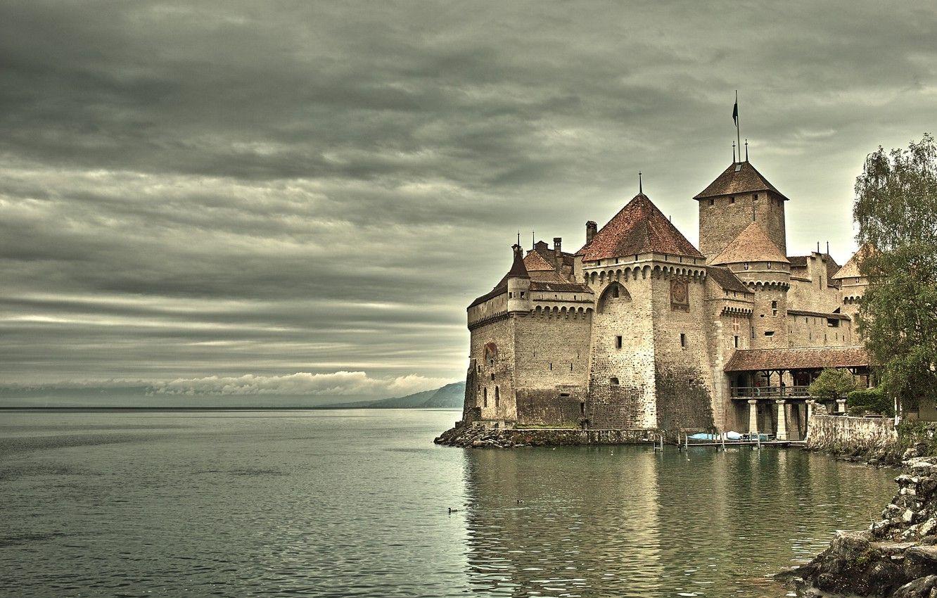 1332x850 Wallpaper castle, vintage, on the lake image for desktop
