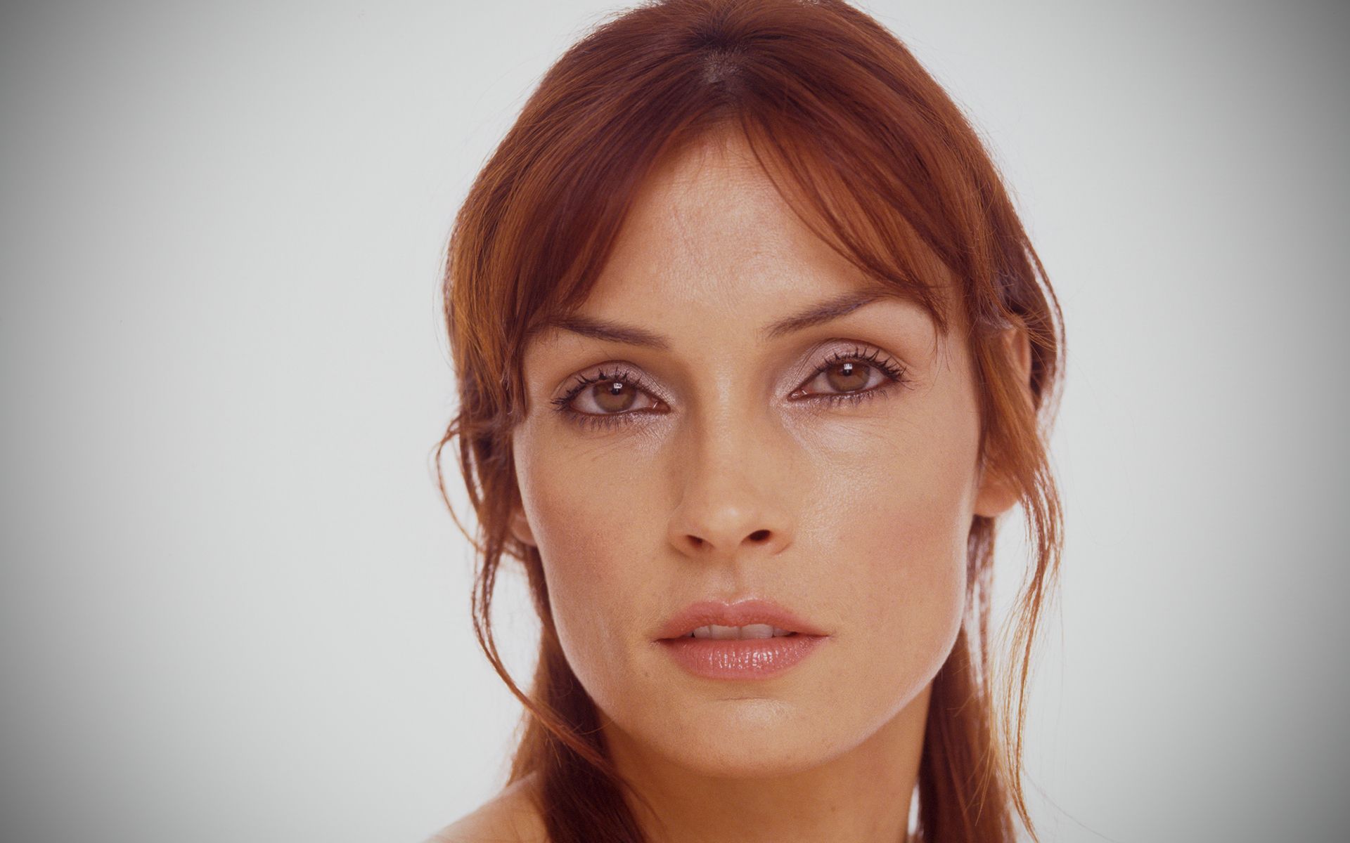 1920x1200 Download Dutch Actress Woman Famke