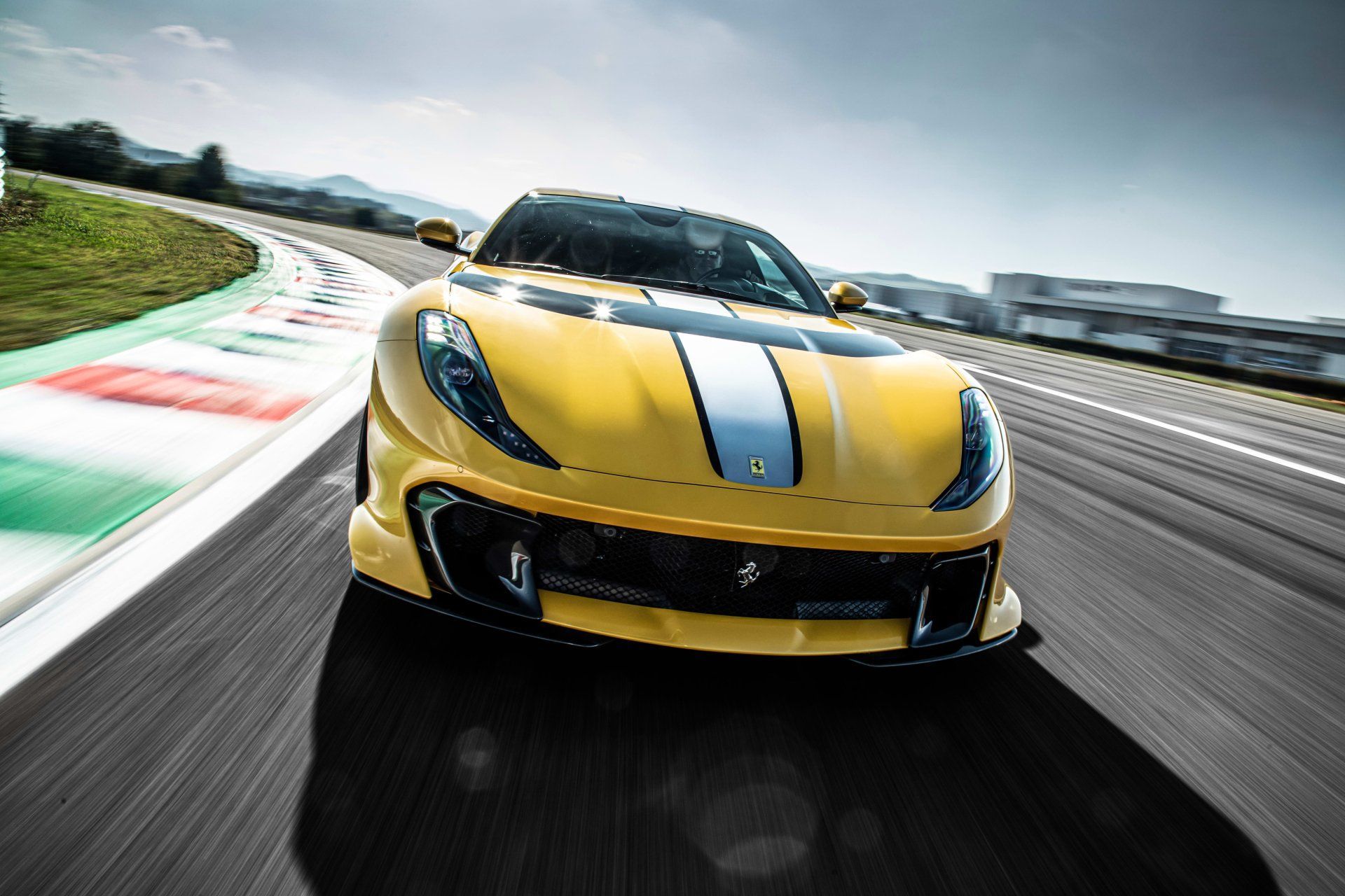 1920x1280 Download Vehicle Ferrari 812