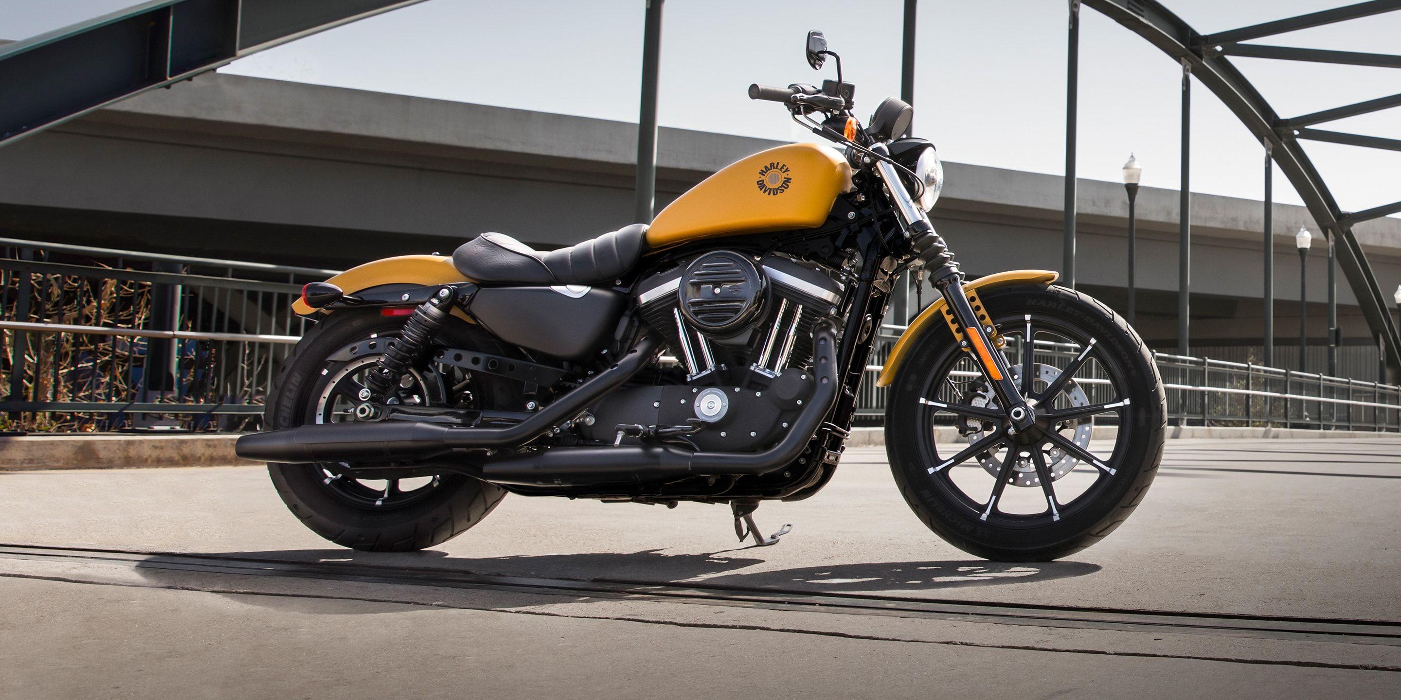 2880x1440 Iron 883