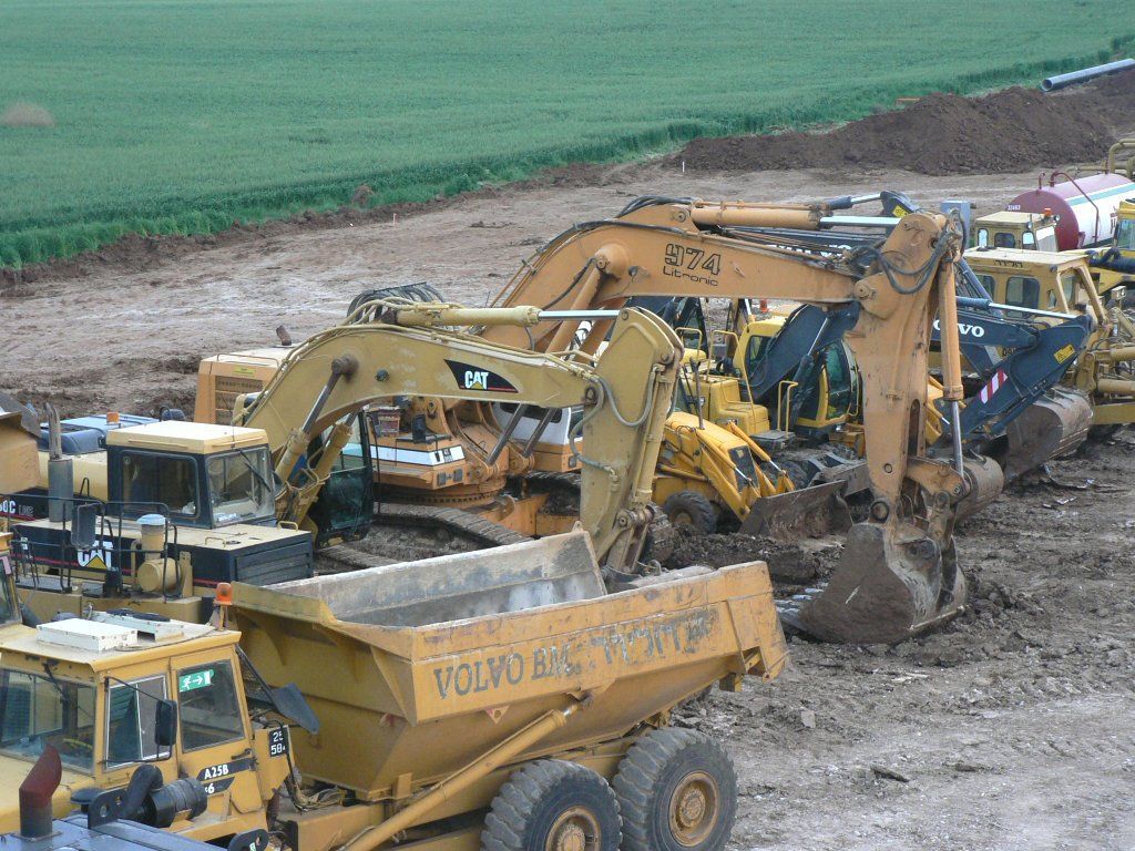 1024x768 Heavy equipment
