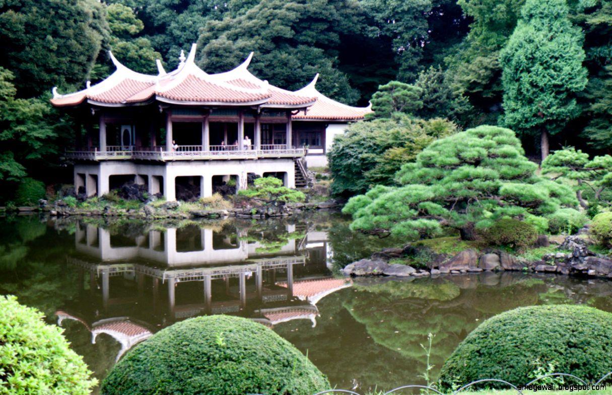 1215x785 Shinjuku Gyoen Wallpaper
