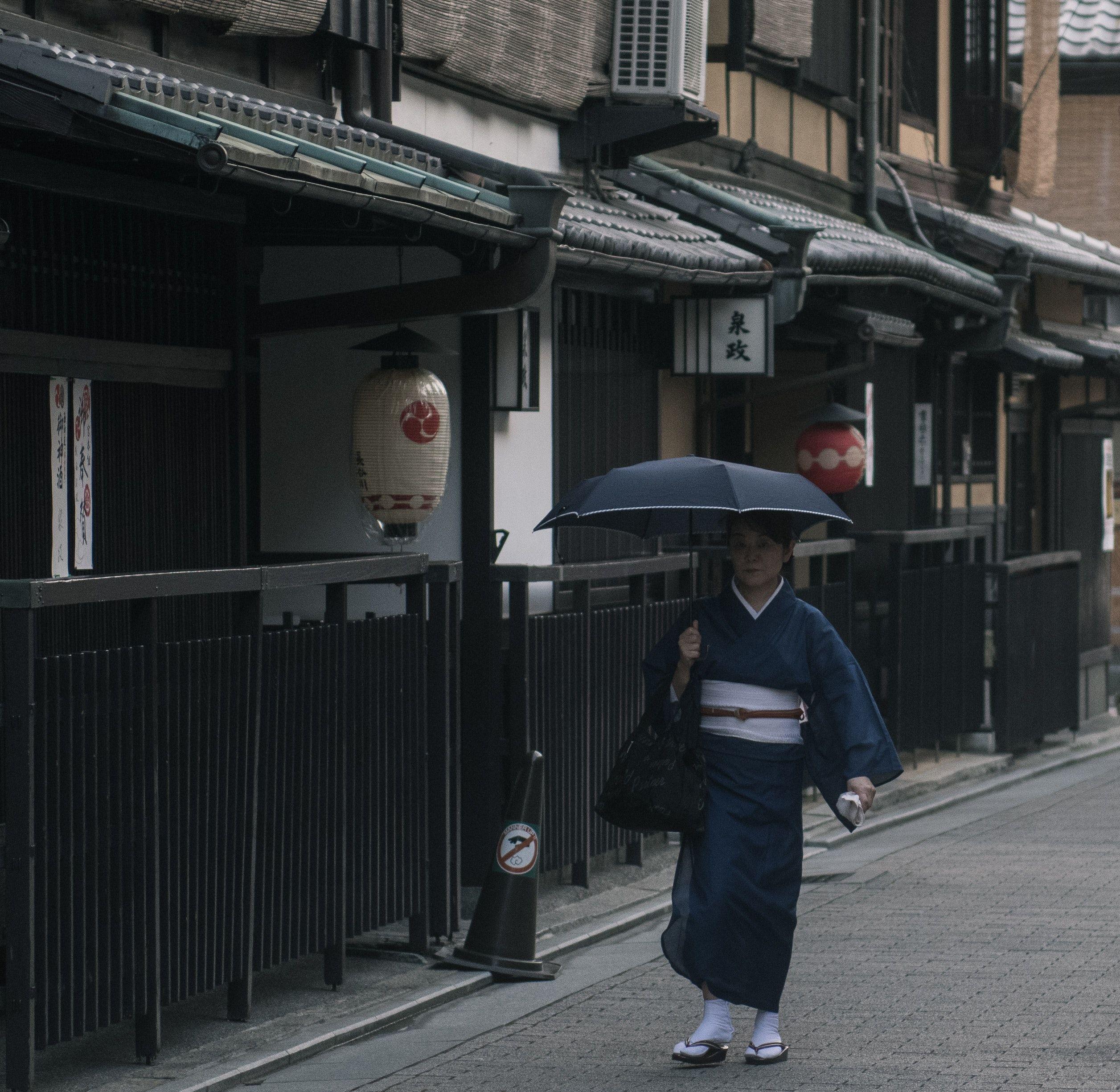 2513x2450 Free of Daily life in Kyoto, geisha, gion