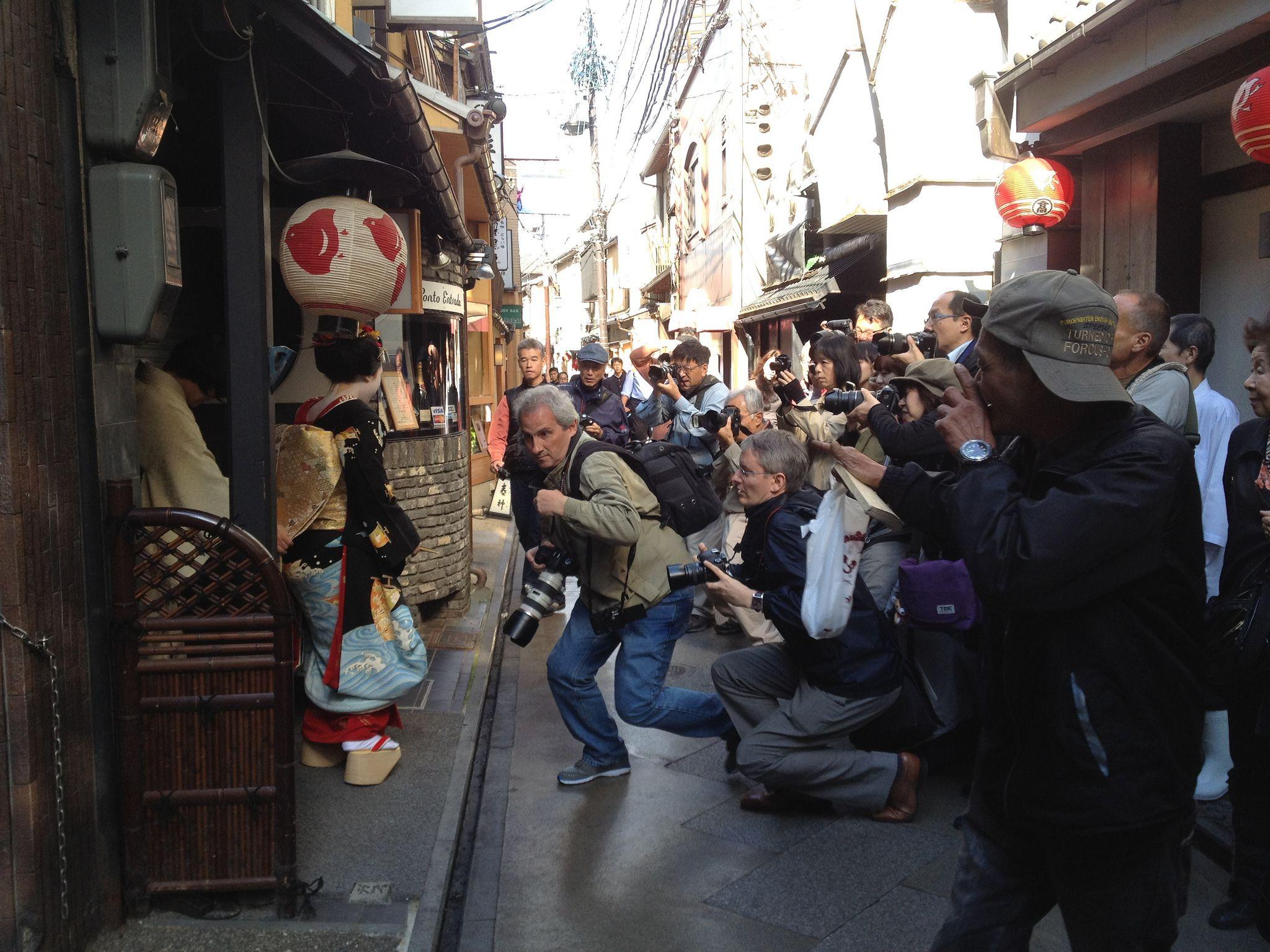 2048x1536 Where to See Geisha in Kyoto: A Guide