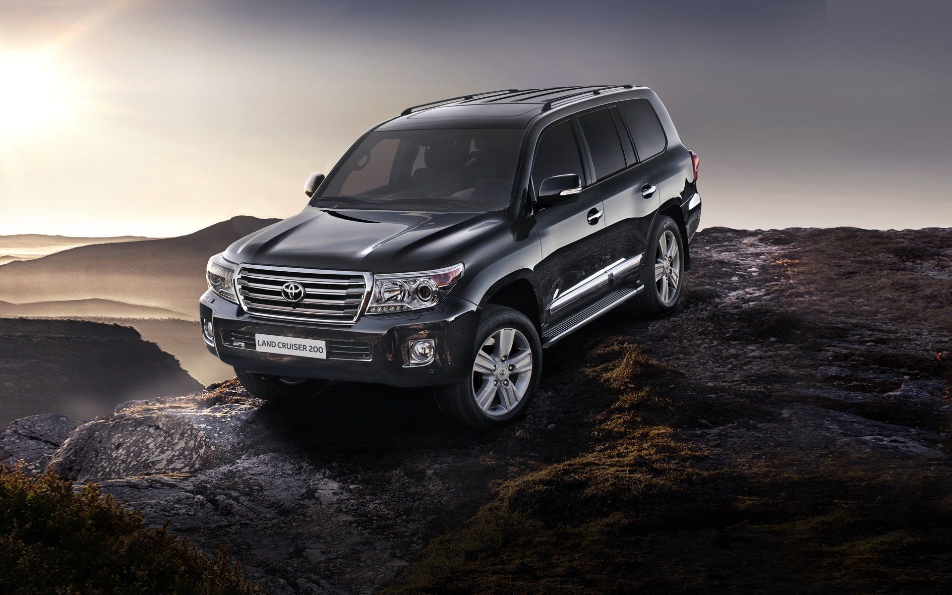 1920x1200 Toyota SUV Wallpaper