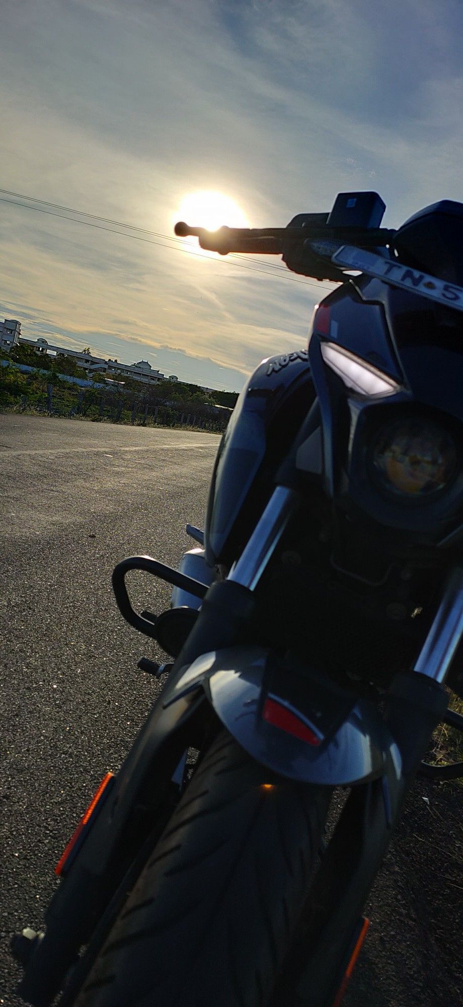 920x2000 Pulser N250 bike