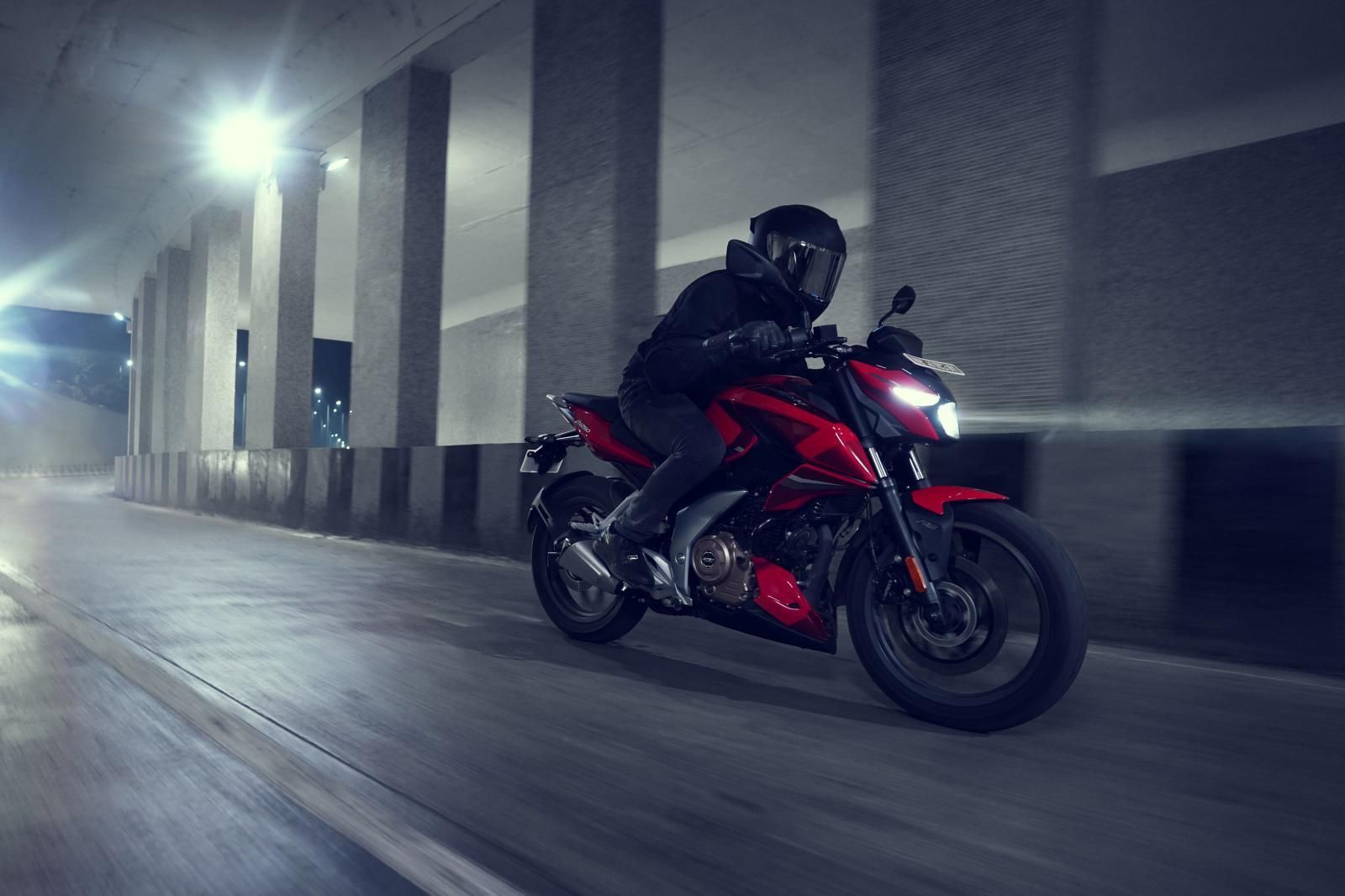 1600x1066 Bajaj Pulsar 250 Becomes The Fastest
