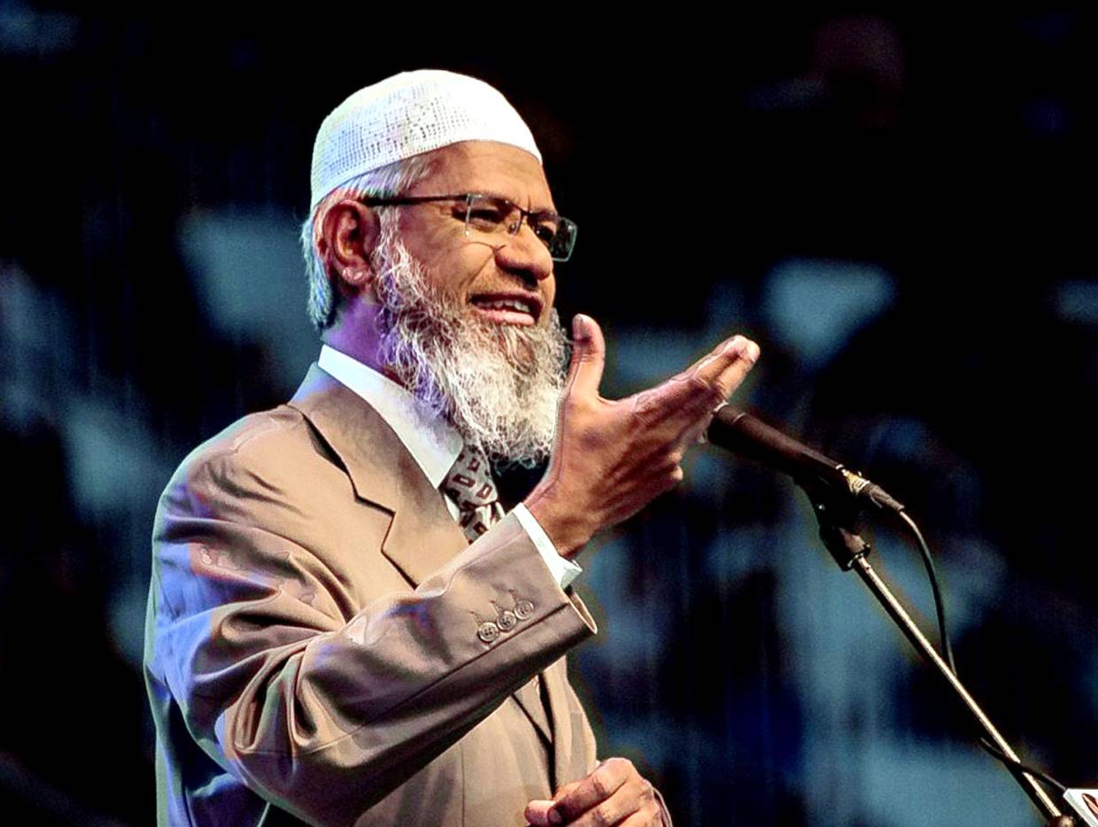 1240x934 Zakir Naik banned from speaking