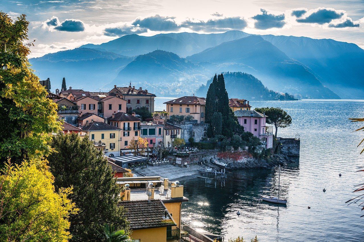 1280x852 Varenna Italy Lake