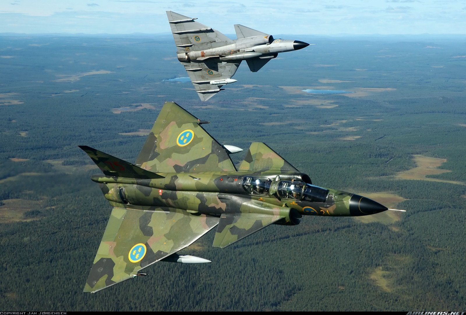 1600x1080 Download Military Saab 37 Viggen Wallpaper
