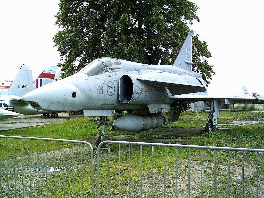 1024x768 Saab 37