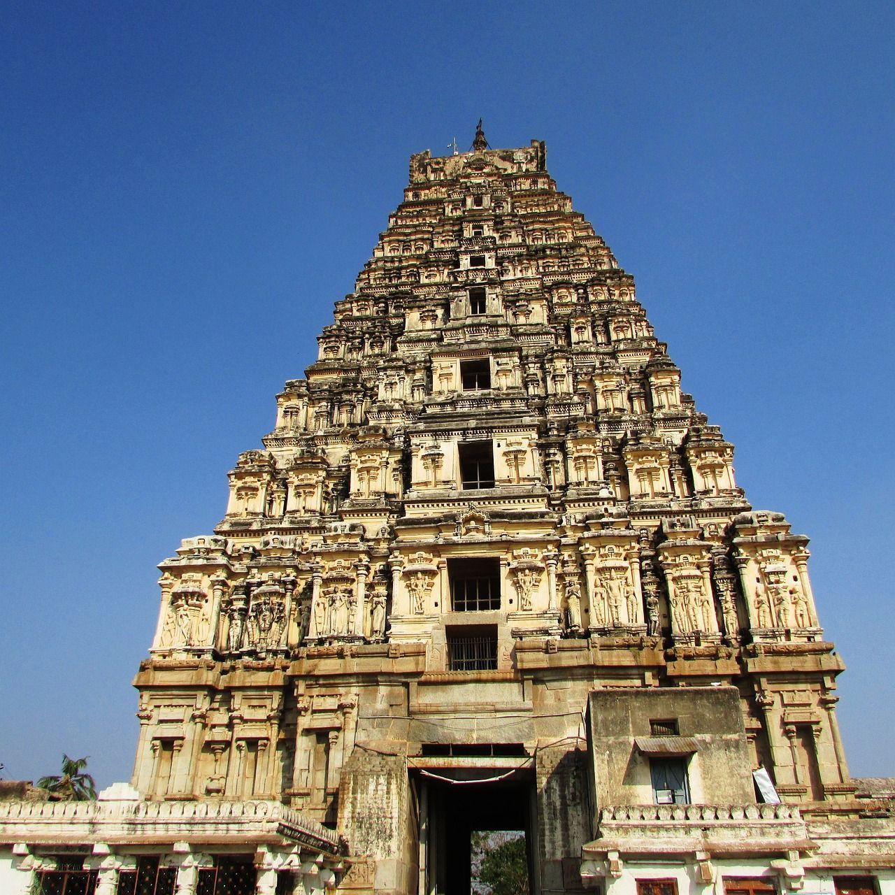 1280x1280 Free Virupaksha & Hampi Image