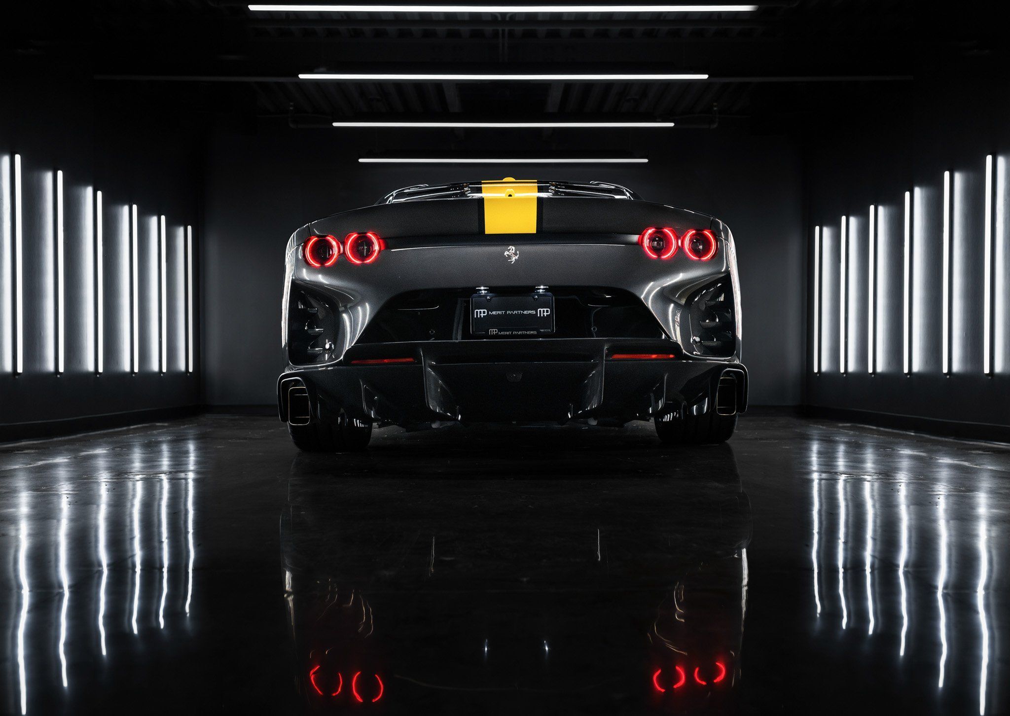 2048x1452 Ferrari 812 Competizione