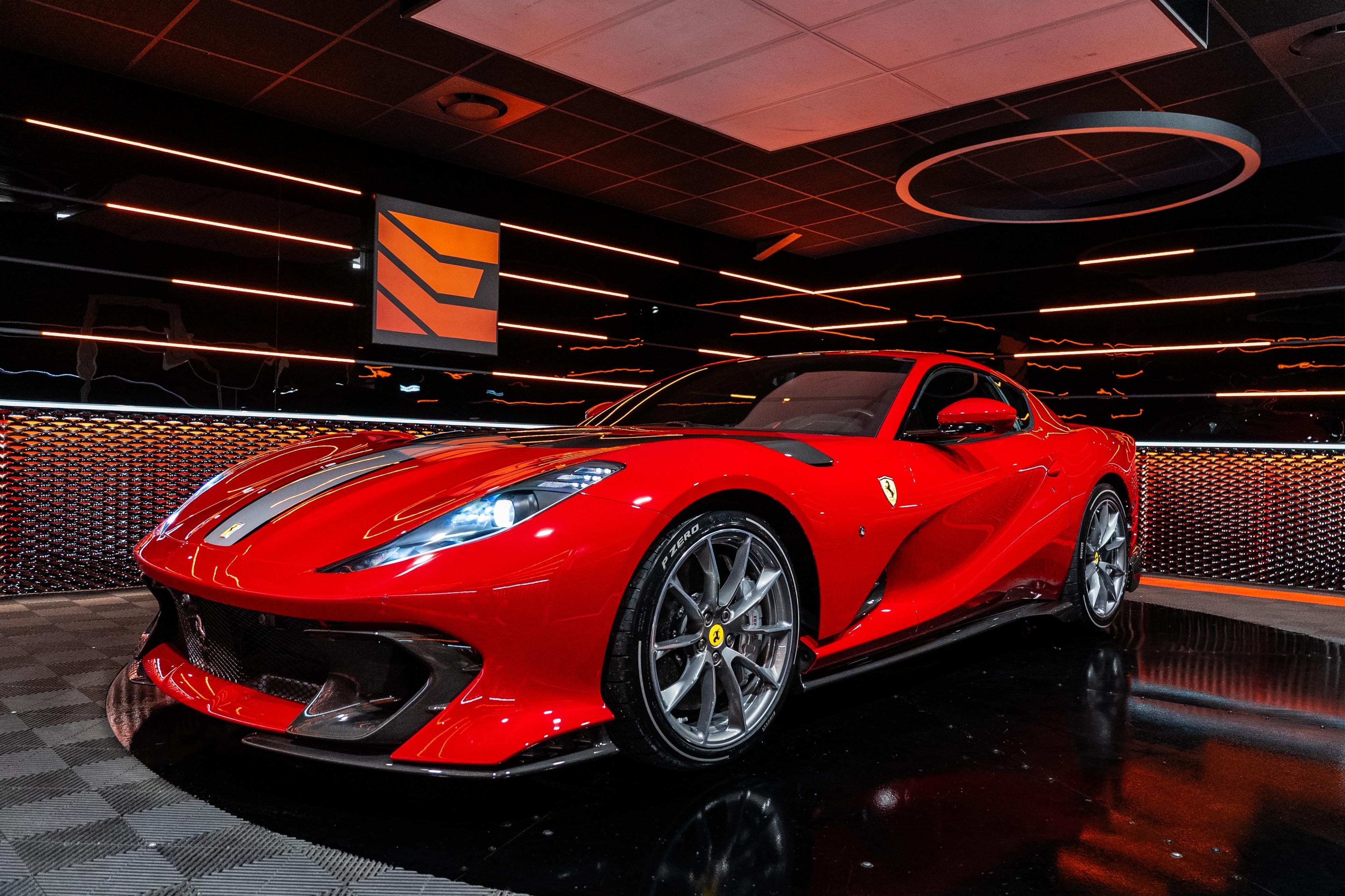 3939x2626 Ferrari 812