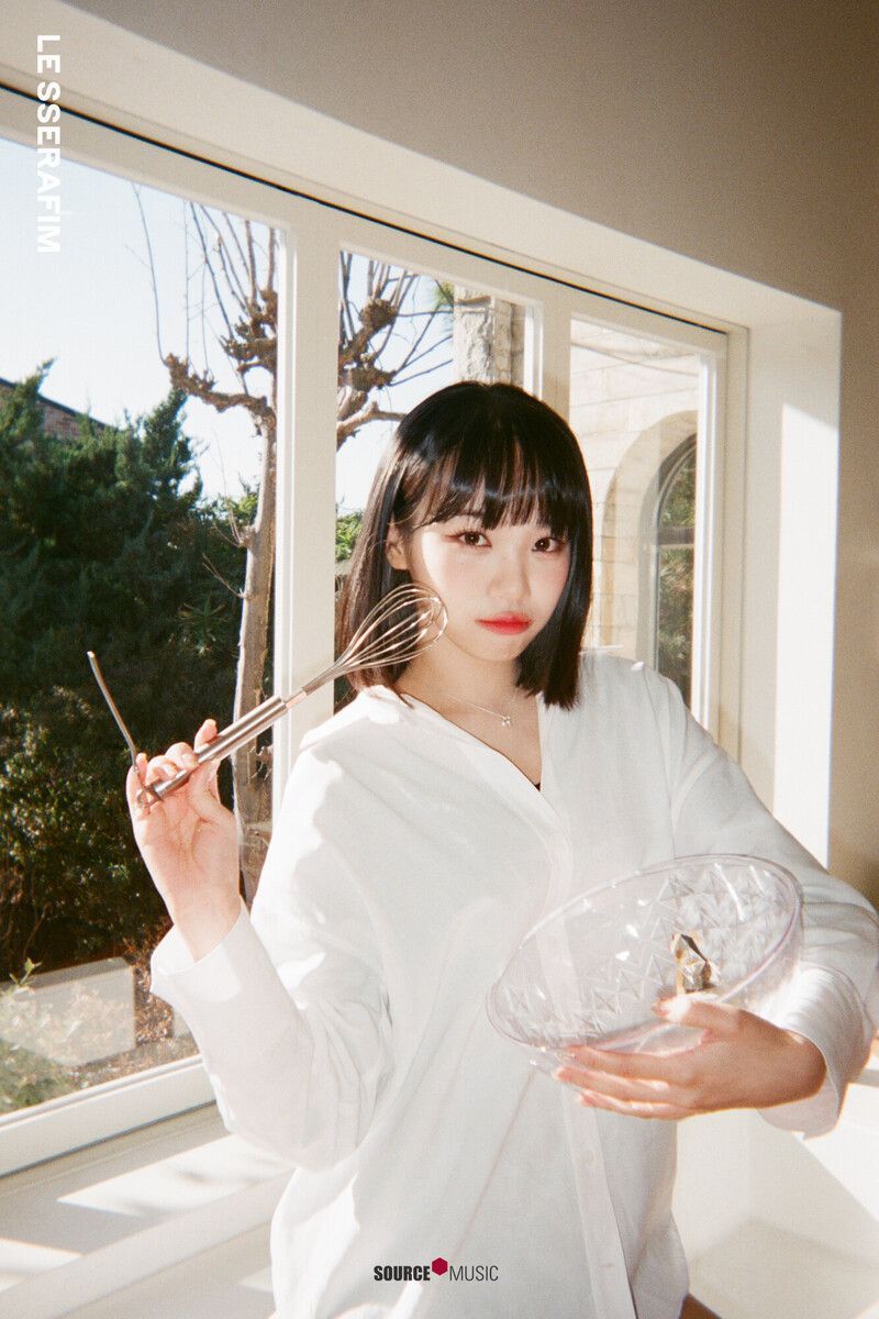800x1200 Kim Chaewon 'First Love' Film Photo