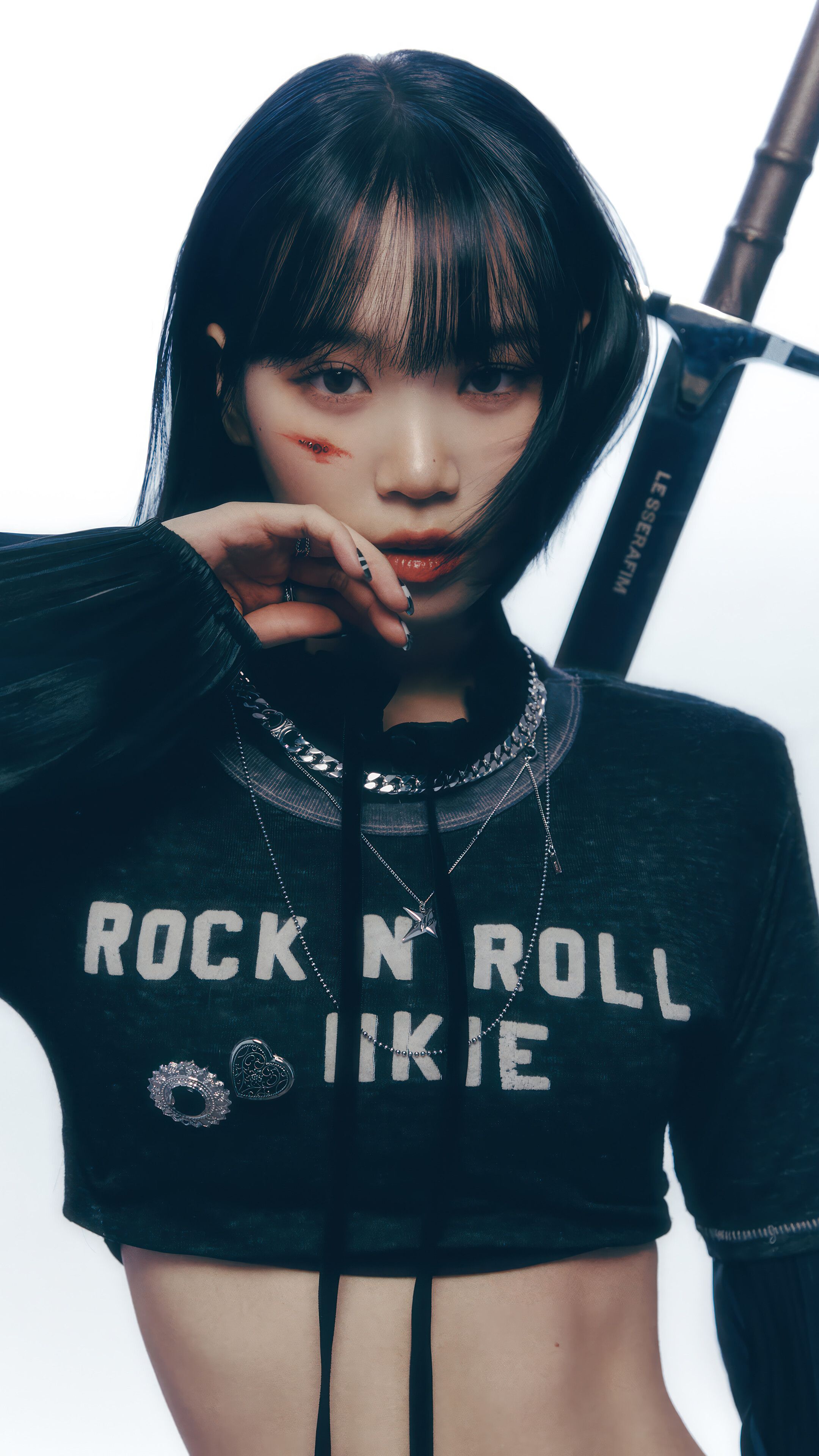 2160x3840 Chaewon LE SSERAFIM UNFORGIVEN 4K