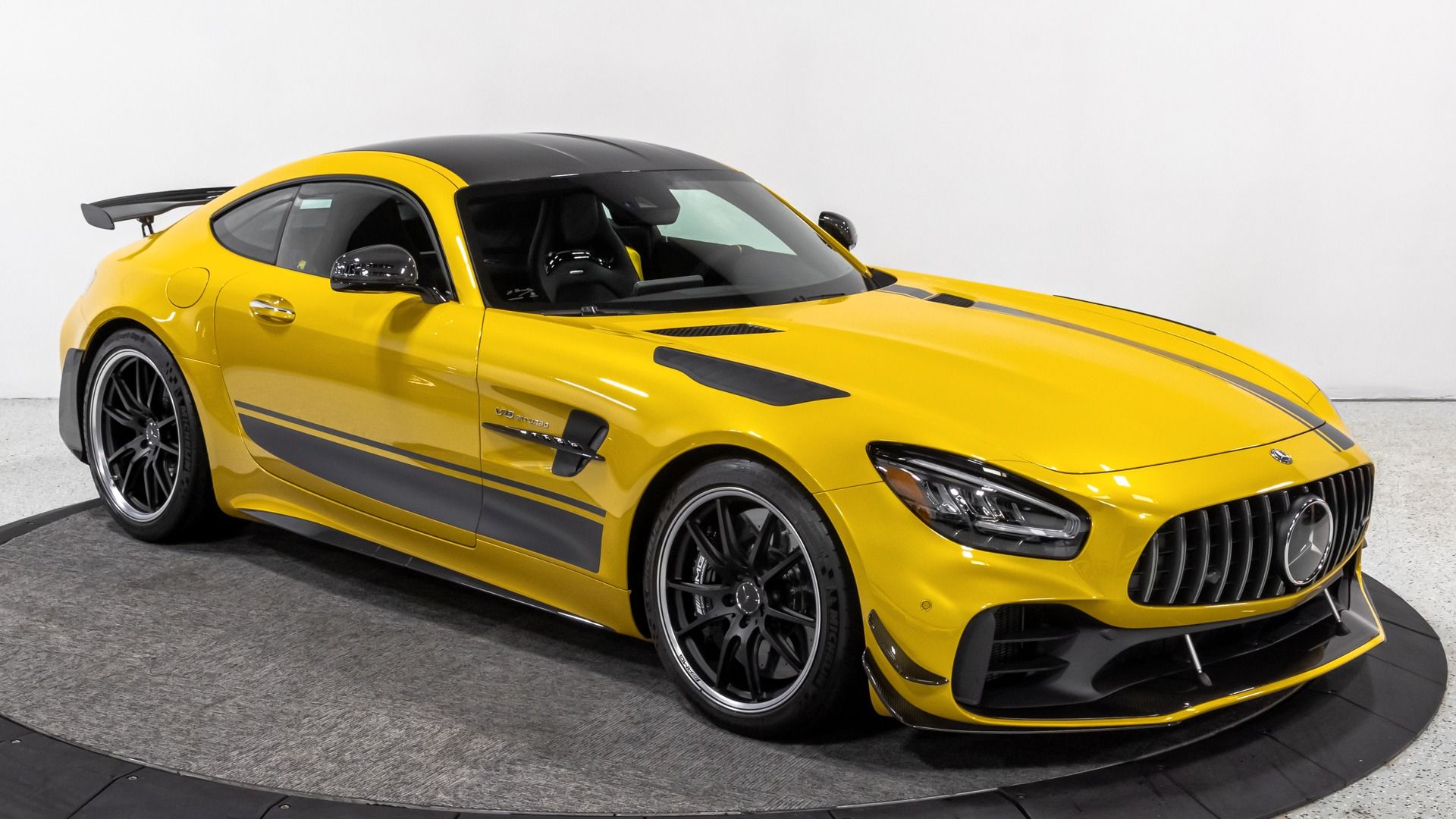 1920x1080 Used 2020 Mercedes Benz AMG GT R PRO