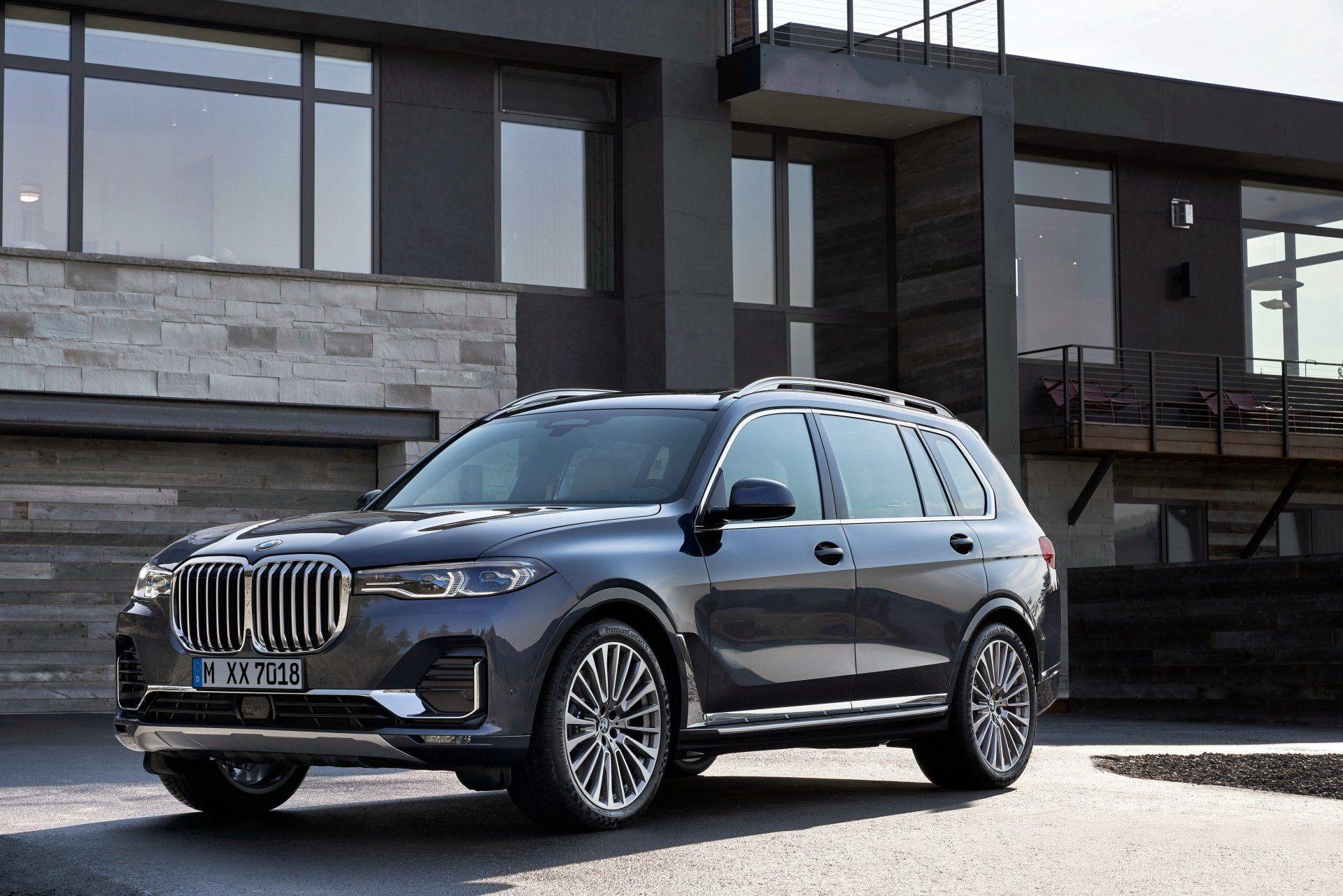 1920x1281 4K Ultra HD BMW X7 Wallpaper