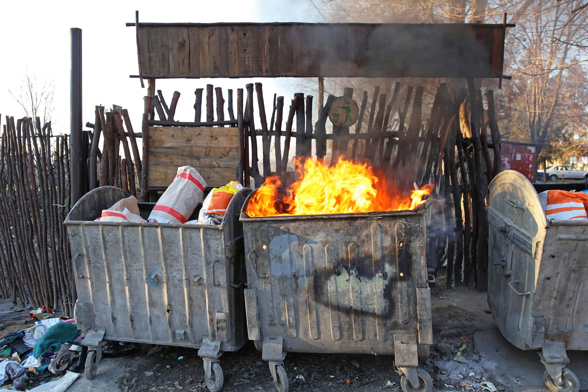 1920x1280 Download A Trash Can On Fire