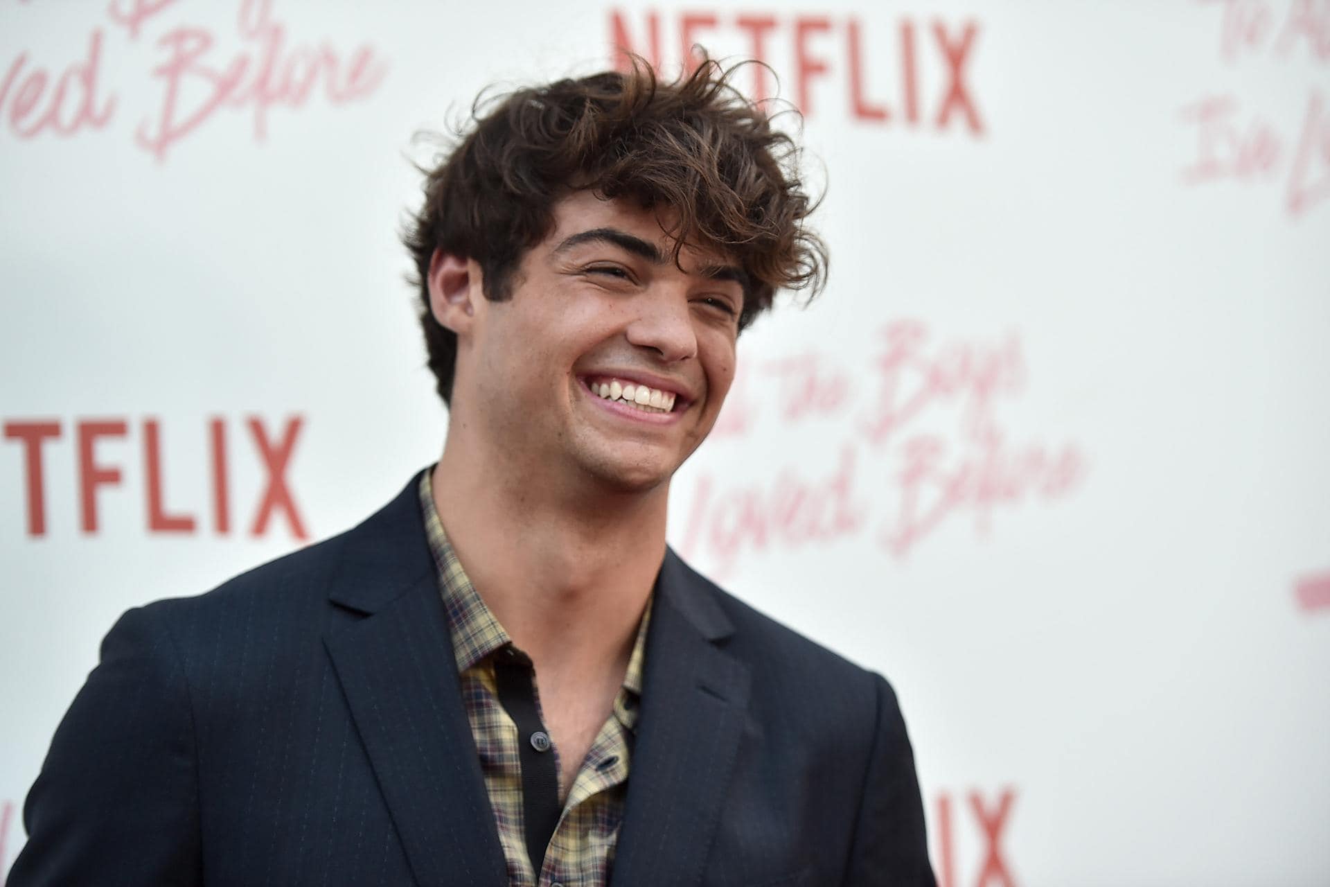 1920x1280 Noah Centineo: Everything You Need To Know About Hollywood's