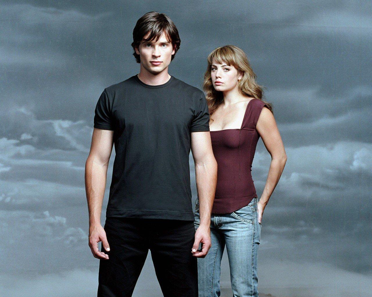 Smallville wallpaper 3 images pictures download