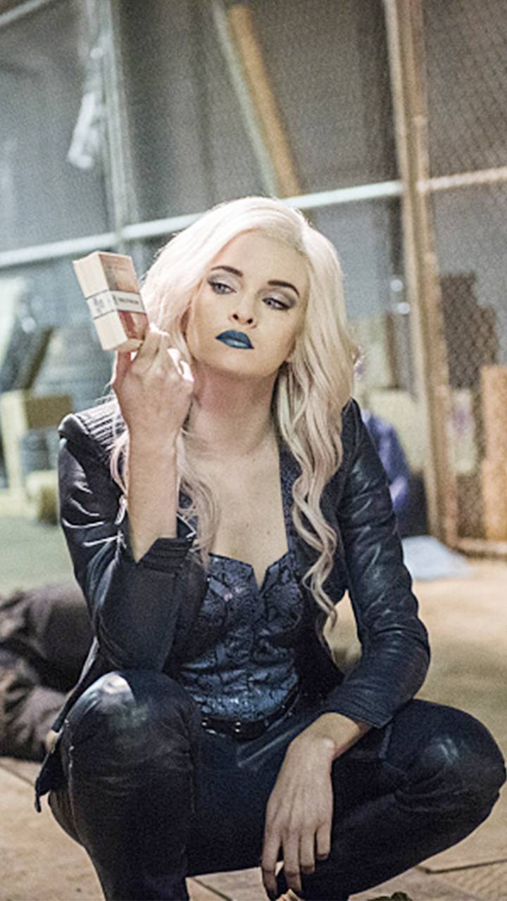 720x1280 Killer Frost Wallpaper