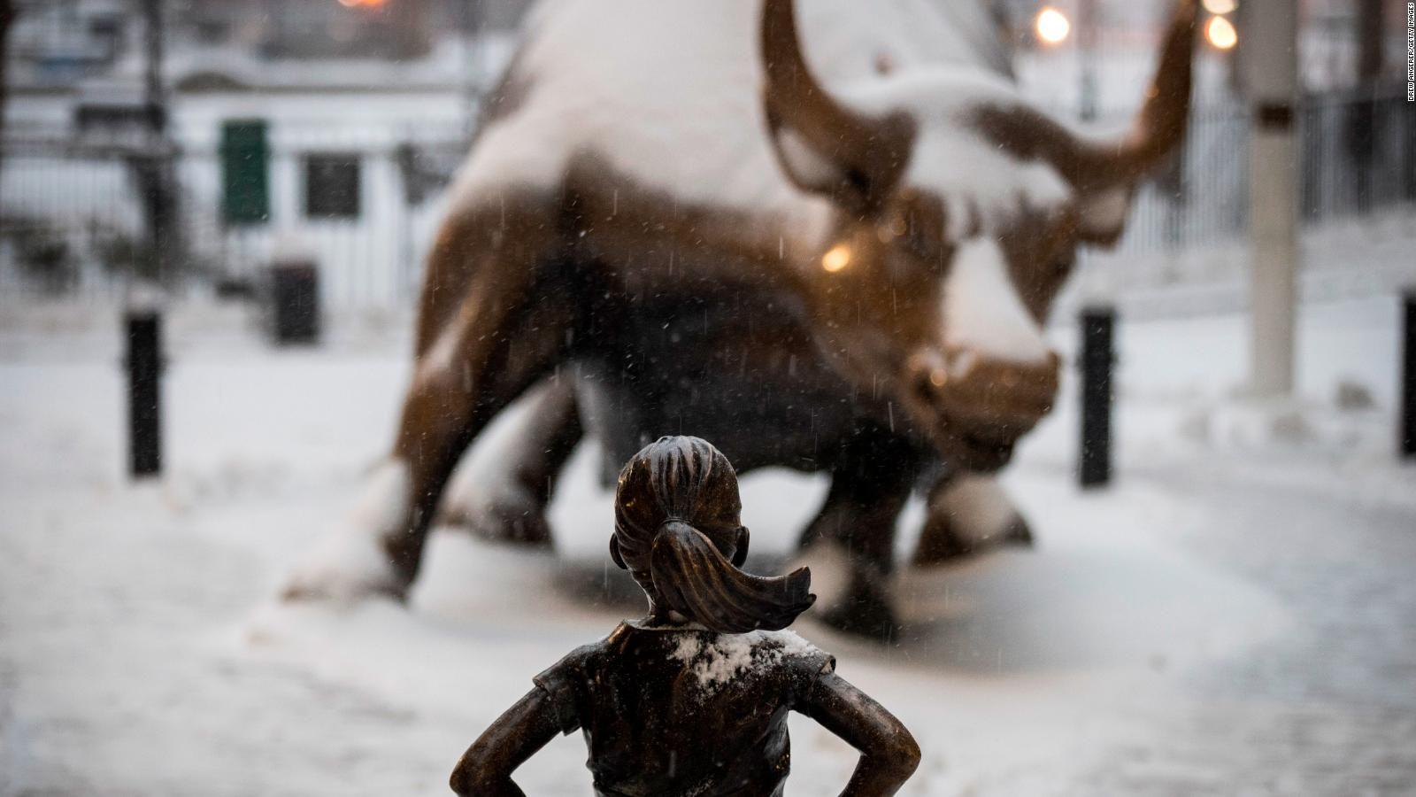 1600x900 'Fearless Girl' takes Wall Street