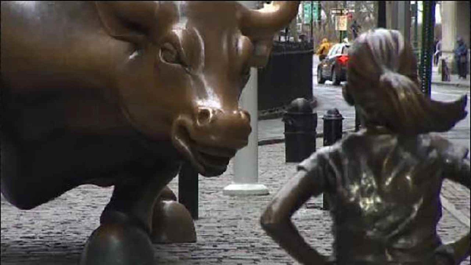 1600x900 'Charging Bull' sculptor demands removal of 'Fearless Girl'