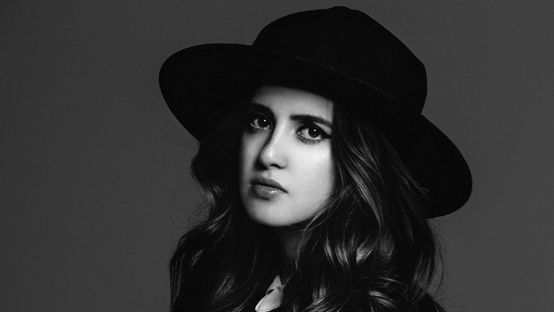 1920x1080 Laura Marano Wallpaper