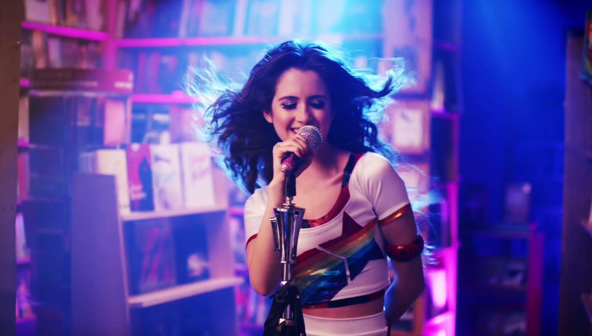 1920x1090 Laura Marano Desktop Wallpaper 06191