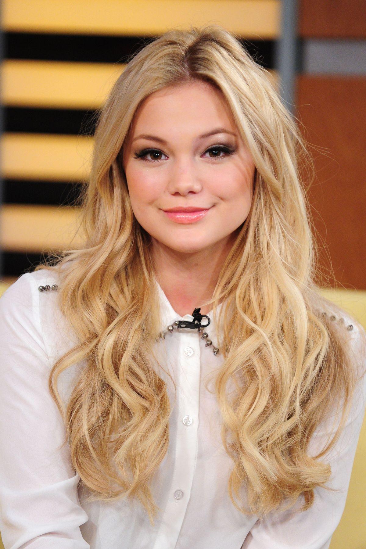 1200x1800 Olivia Holt At Fox 5 Good Day Holt, Download