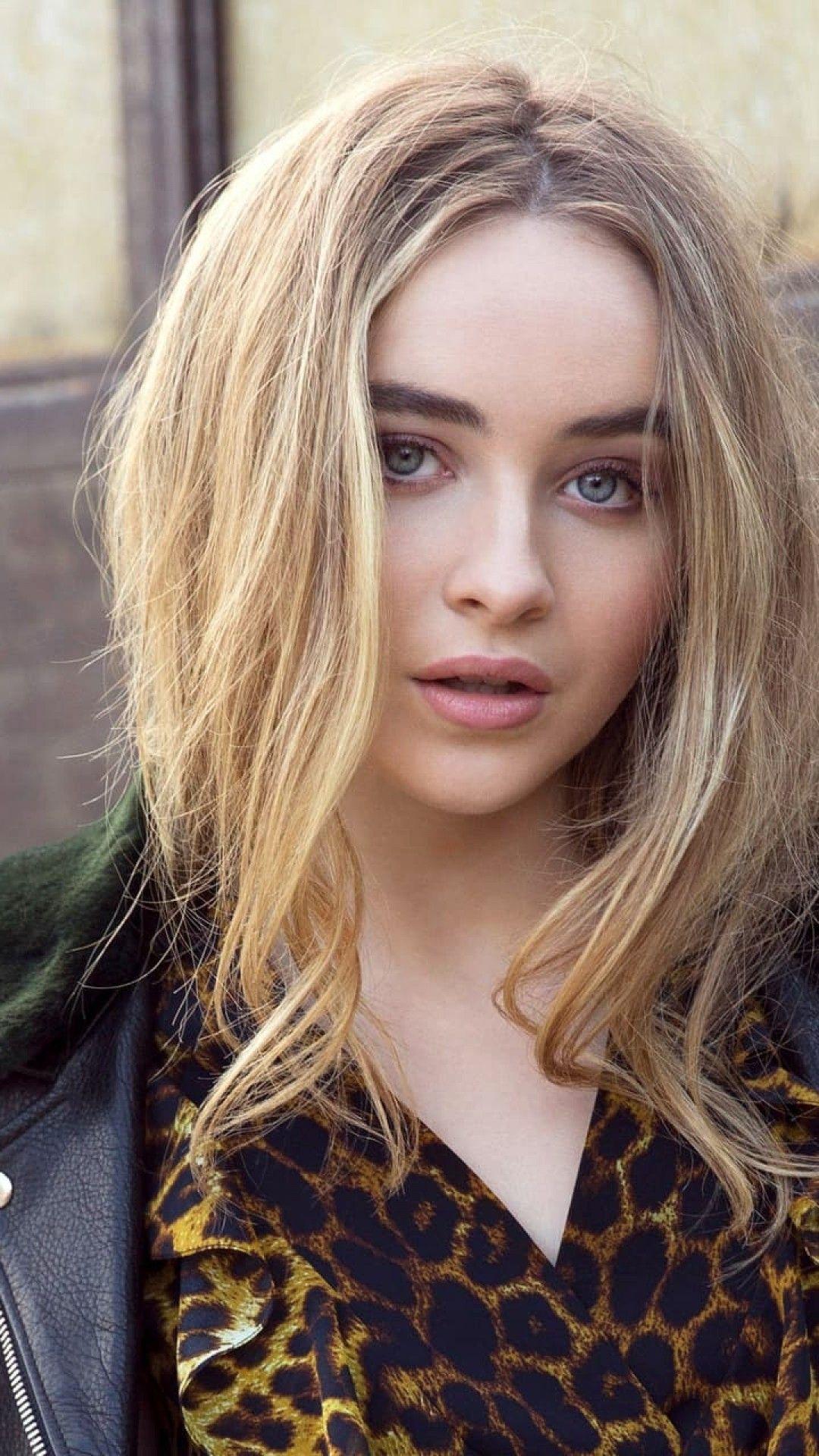1080x1920 Download 1080x1920 Sabrina Carpenter, Blonde, Singer